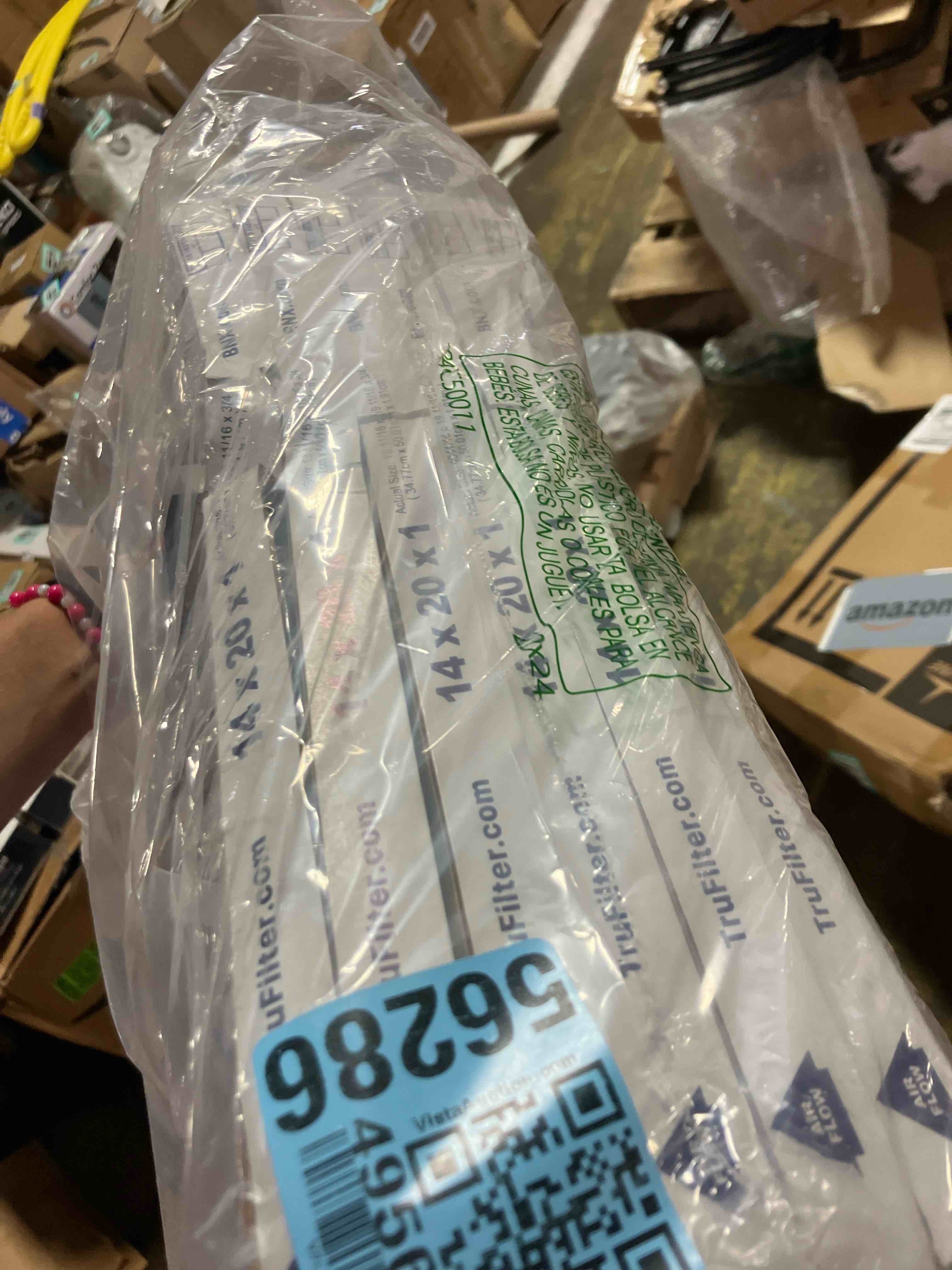 https://s3.amazonaws.com/lotting-images-prod/phillipi/TEA1209530_1753996454548.jpeg