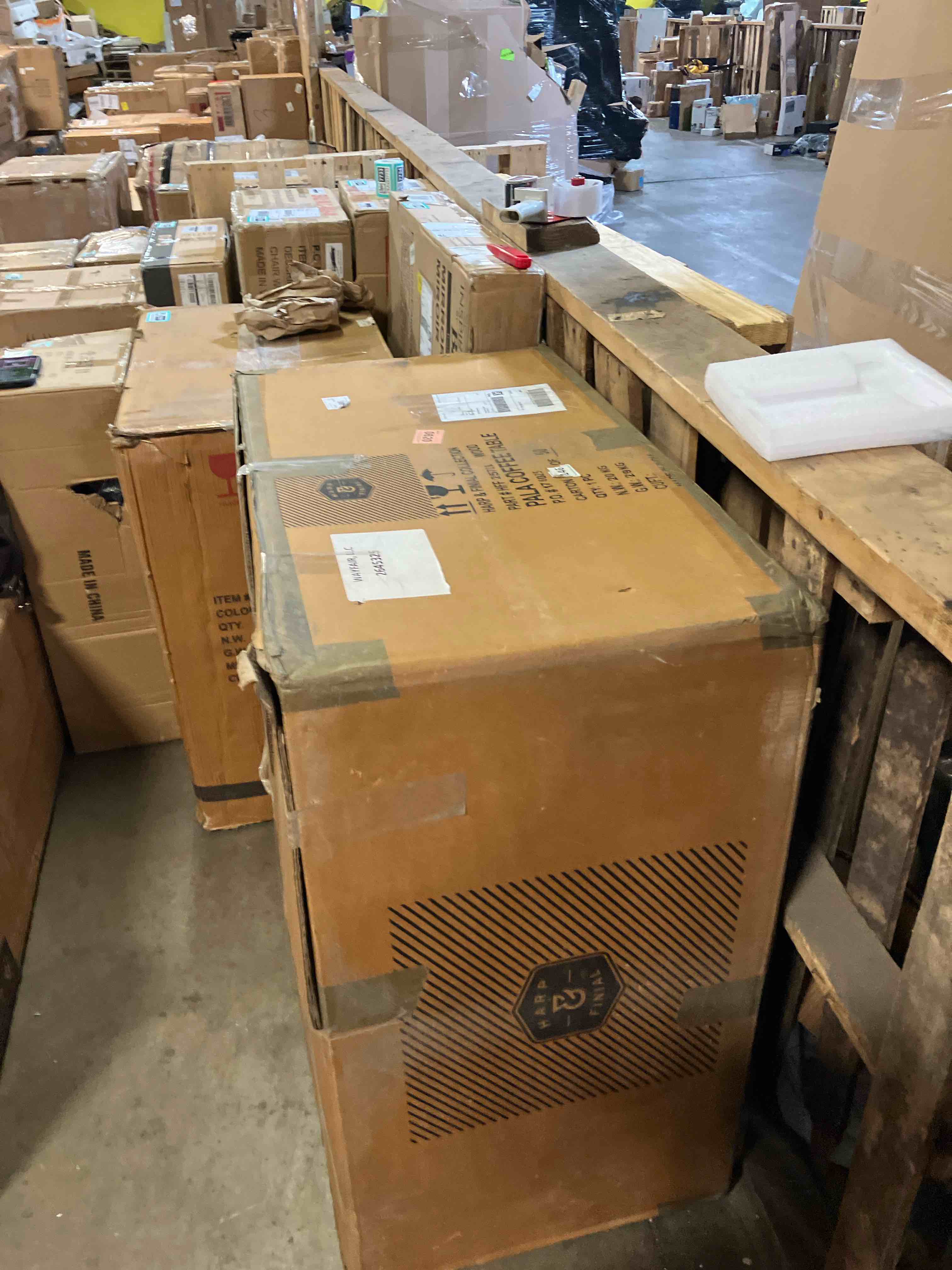 https://s3.amazonaws.com/lotting-images-prod/phillipi/TEA1209541_1756492176430.jpeg