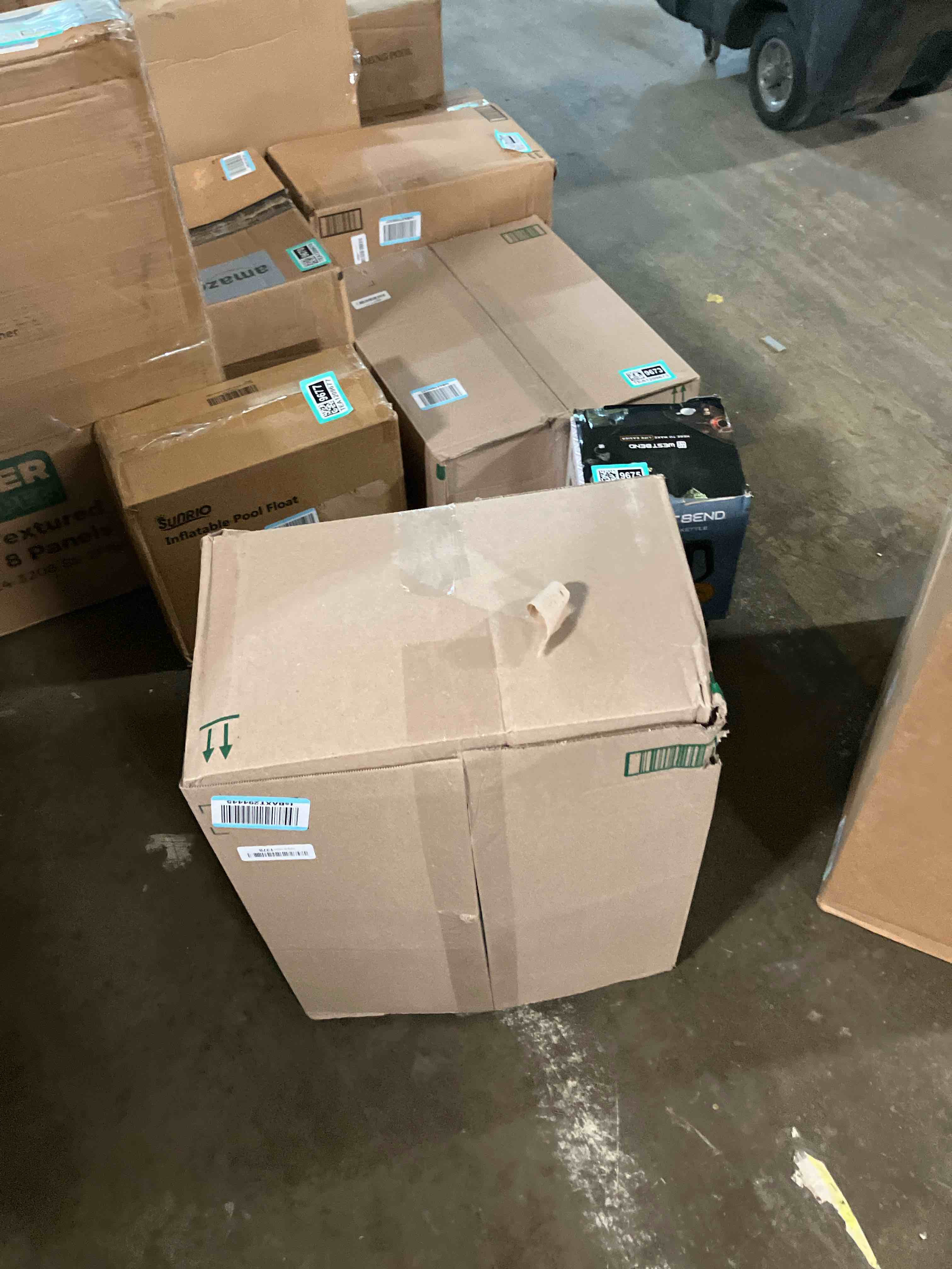 https://s3.amazonaws.com/lotting-images-prod/phillipi/TEA1209678_1755611215172.jpeg