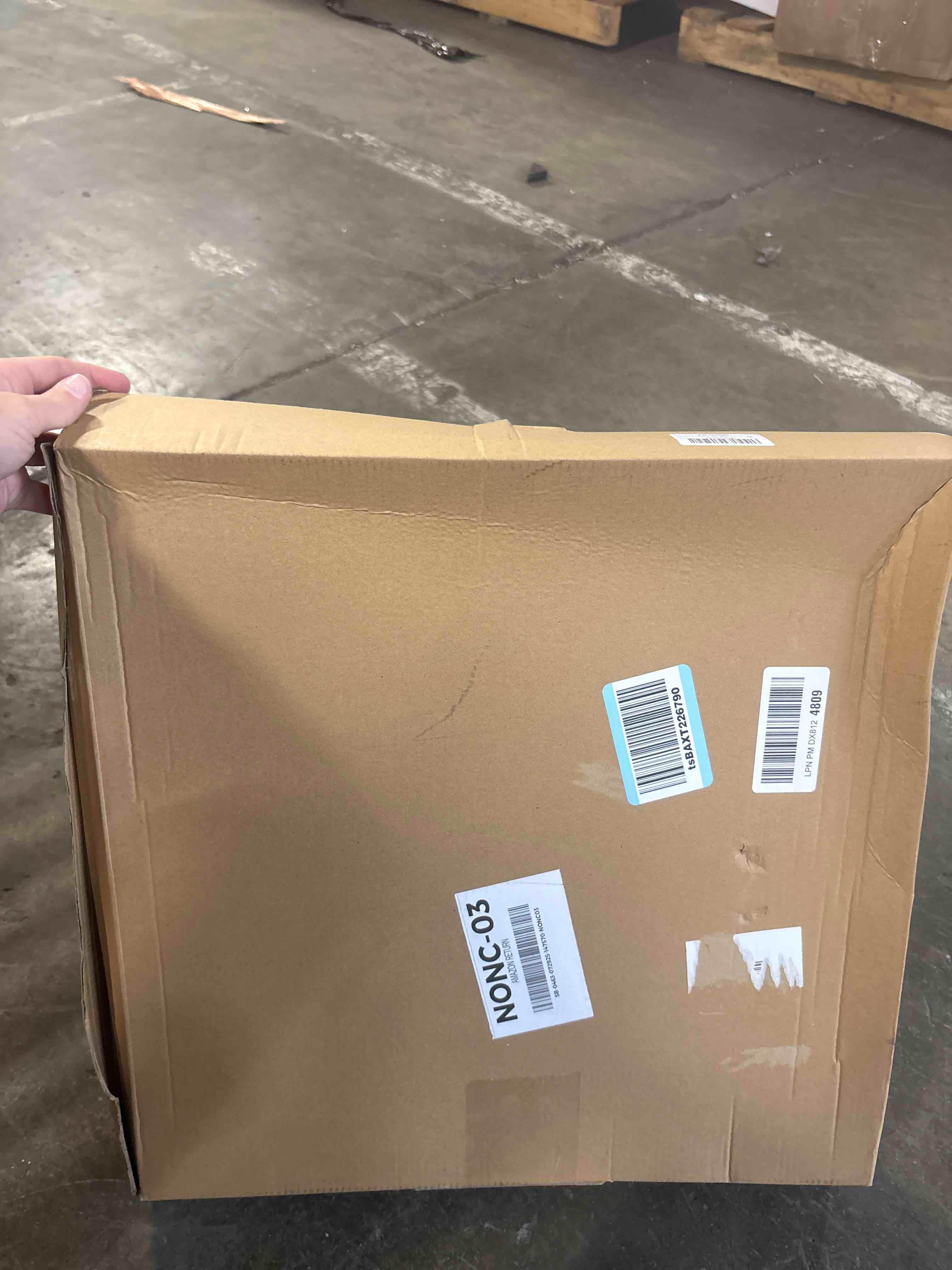 https://s3.amazonaws.com/lotting-images-prod/phillipi/TEA1209800_1756398107917.jpeg