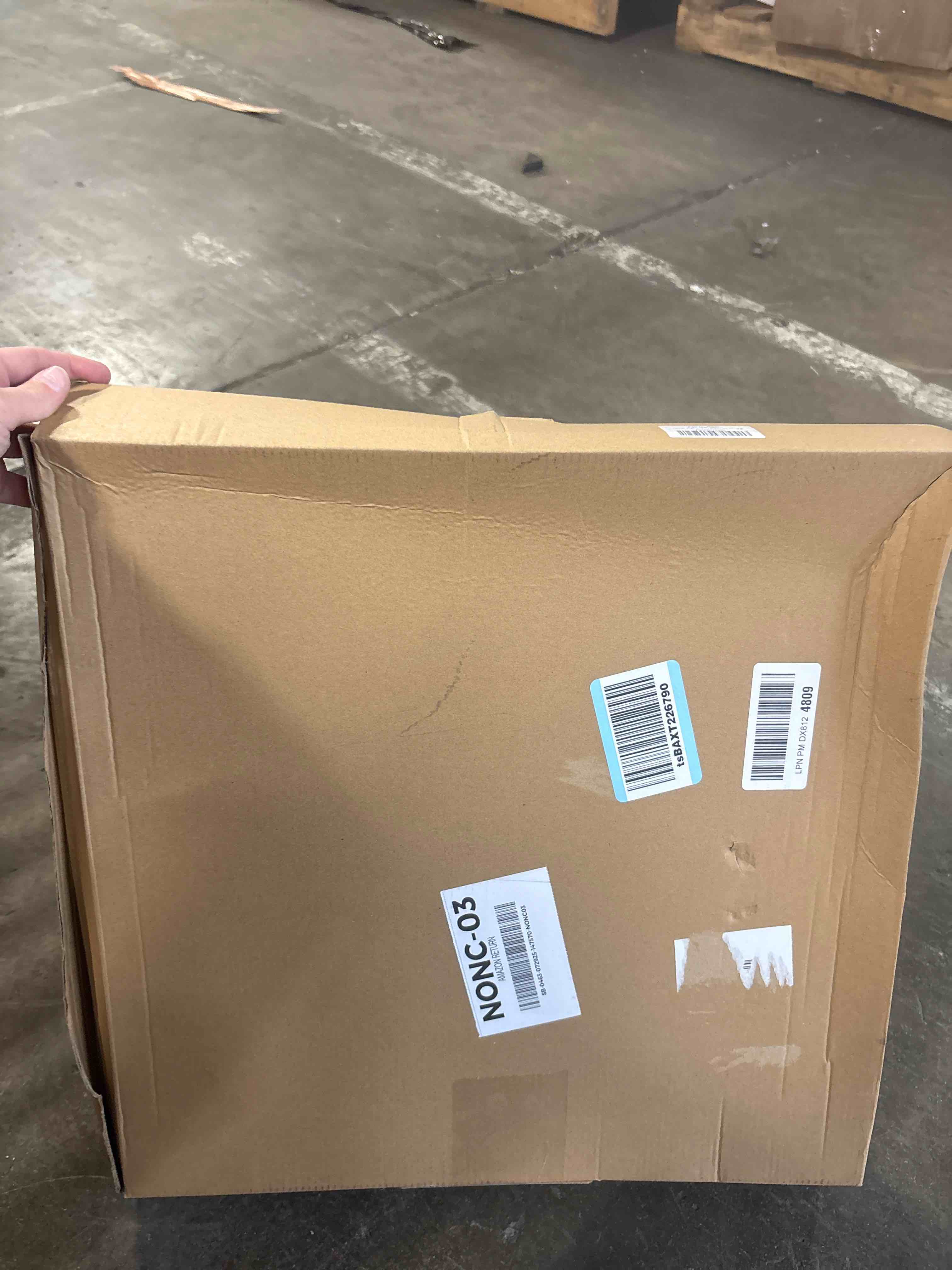 https://s3.amazonaws.com/lotting-images-prod/phillipi/TEA1209800_1756398108803.jpeg