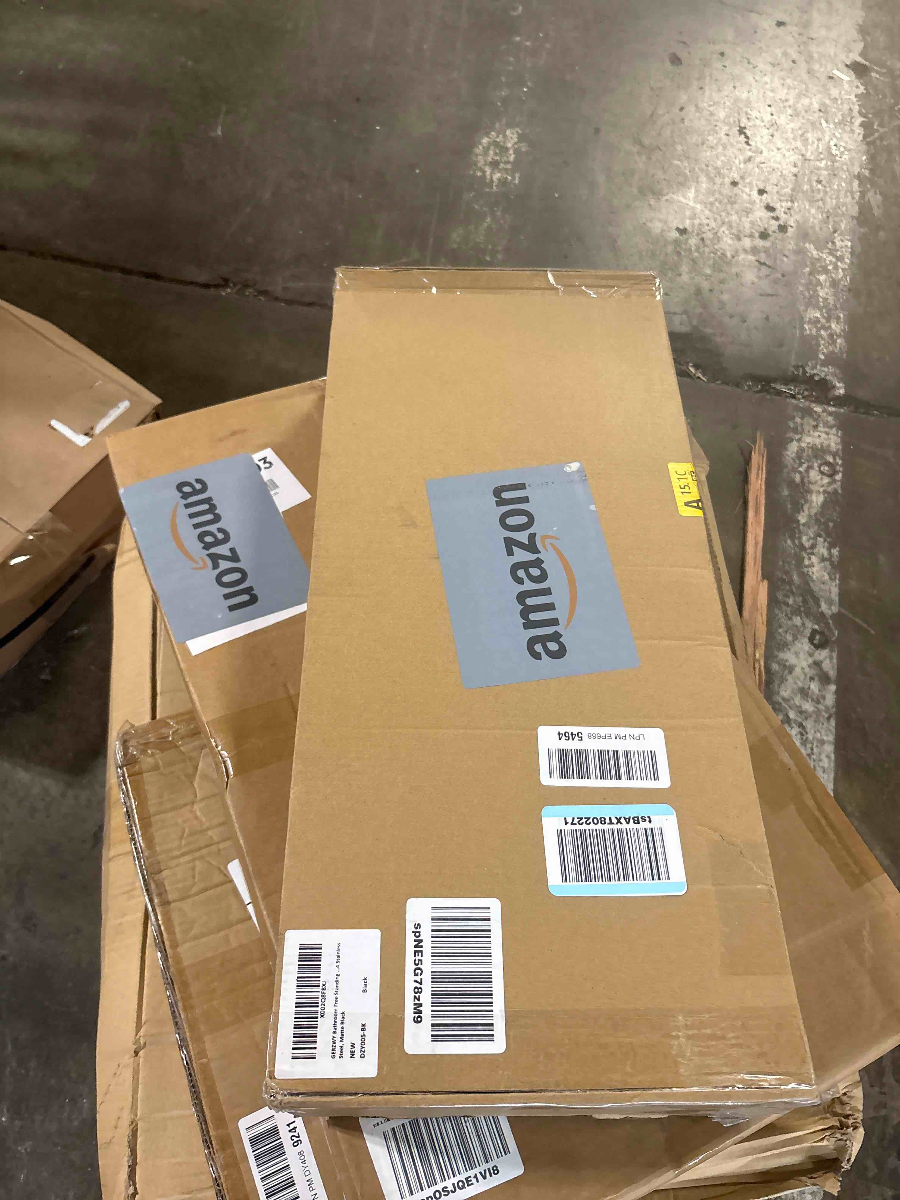 https://s3.amazonaws.com/lotting-images-prod/phillipi/TEA1209809_1756398776308.jpeg