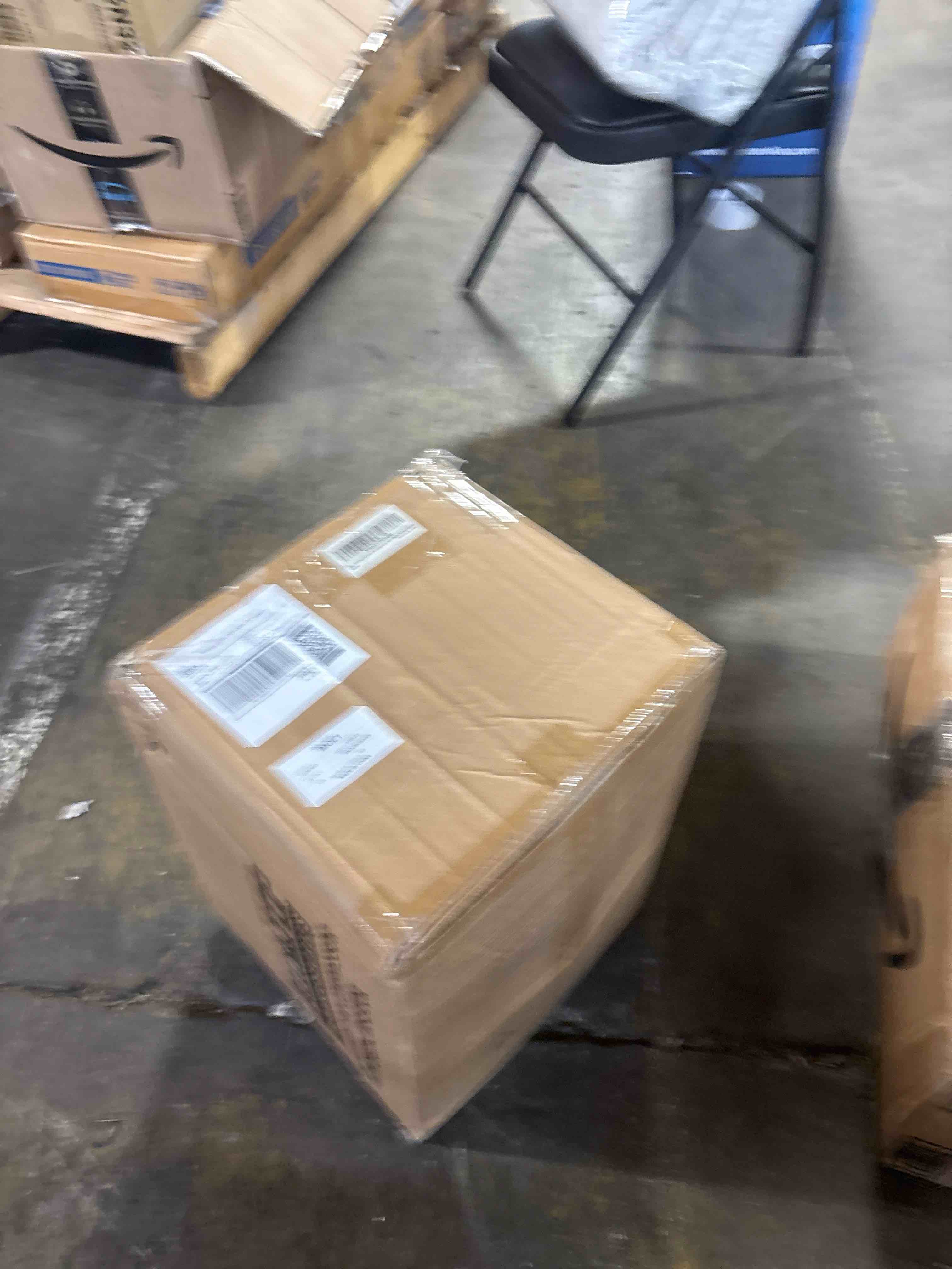https://s3.amazonaws.com/lotting-images-prod/phillipi/TEA1209853_1756405613314.jpeg
