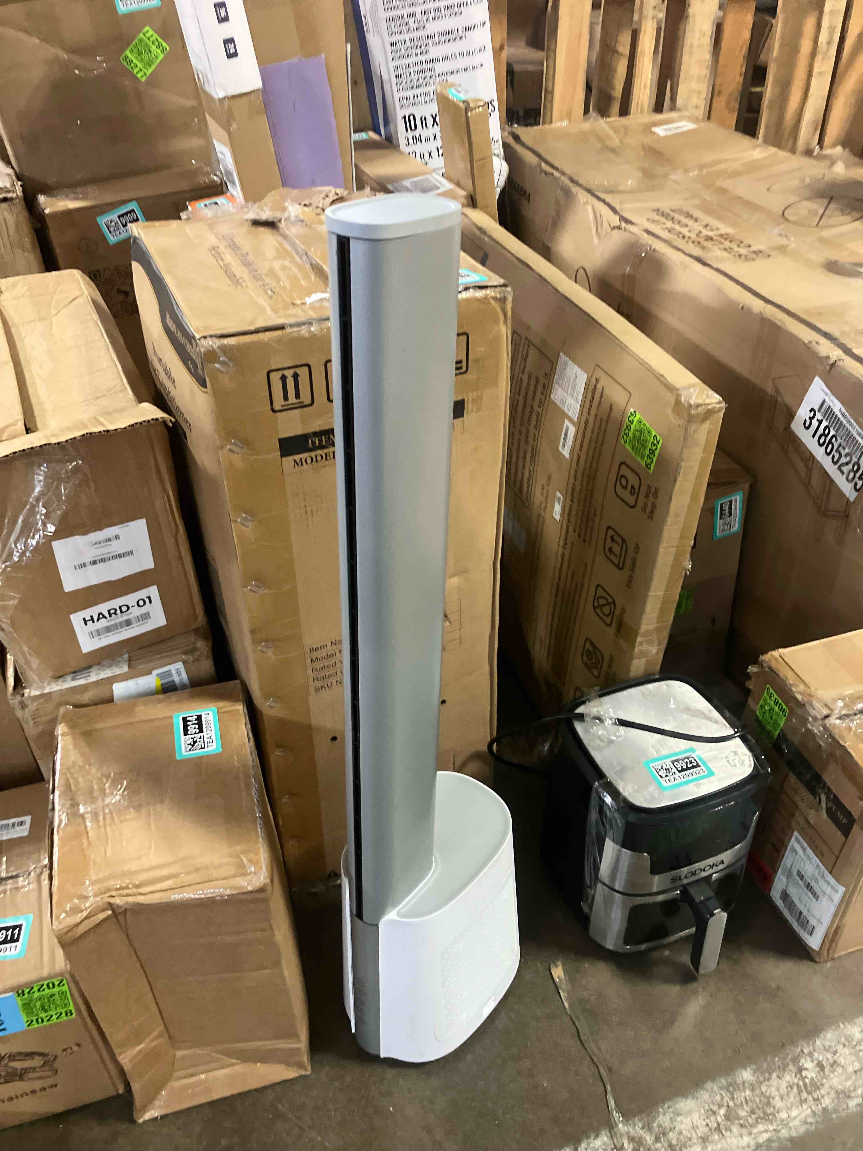 https://s3.amazonaws.com/lotting-images-prod/phillipi/TEA1209929_1756920259929.jpeg