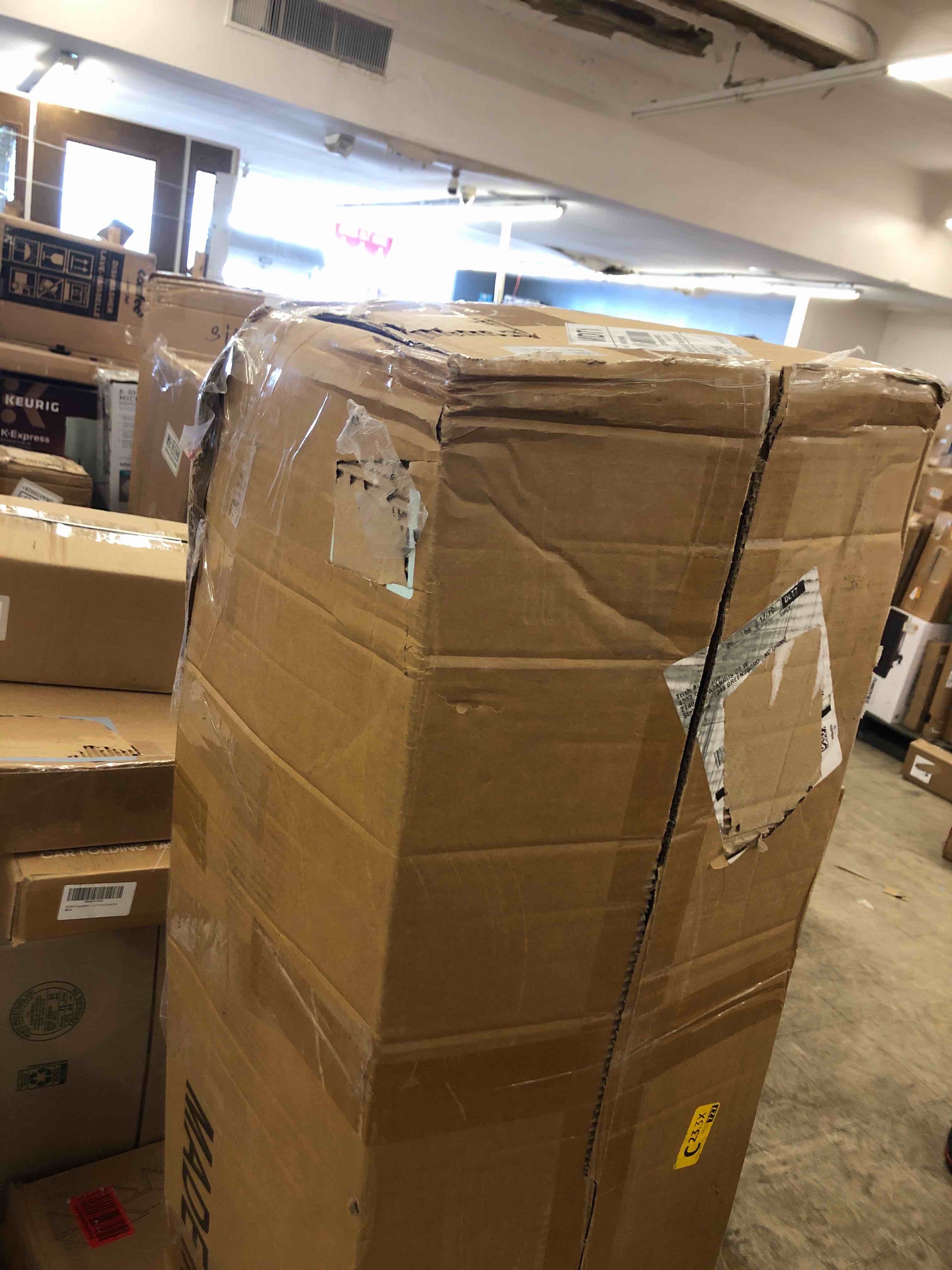 https://s3.amazonaws.com/lotting-images-prod/phillipi/TEA1210067_1739898950343.jpeg
