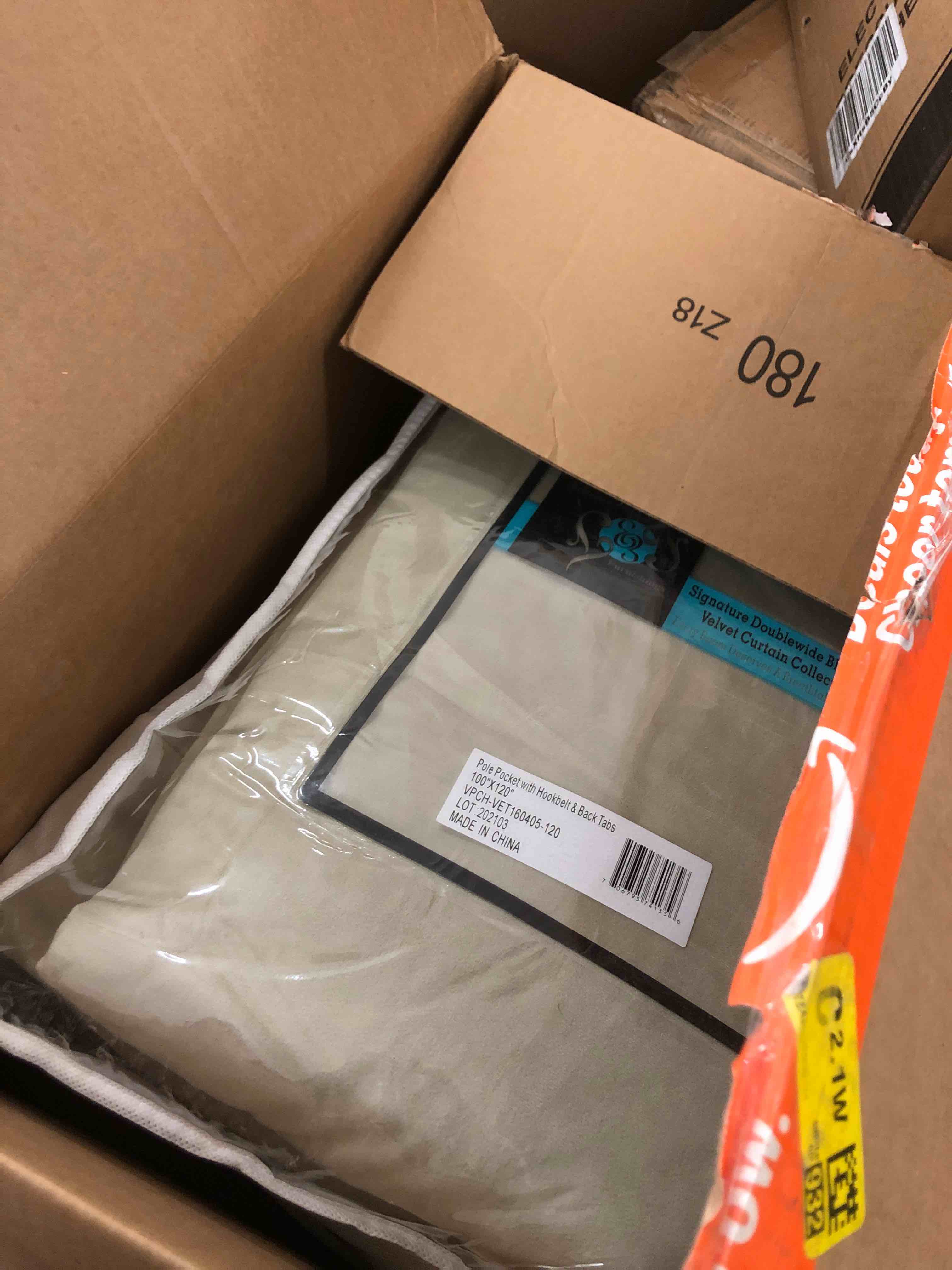 https://s3.amazonaws.com/lotting-images-prod/phillipi/TEA1210079_1739901161374.jpeg