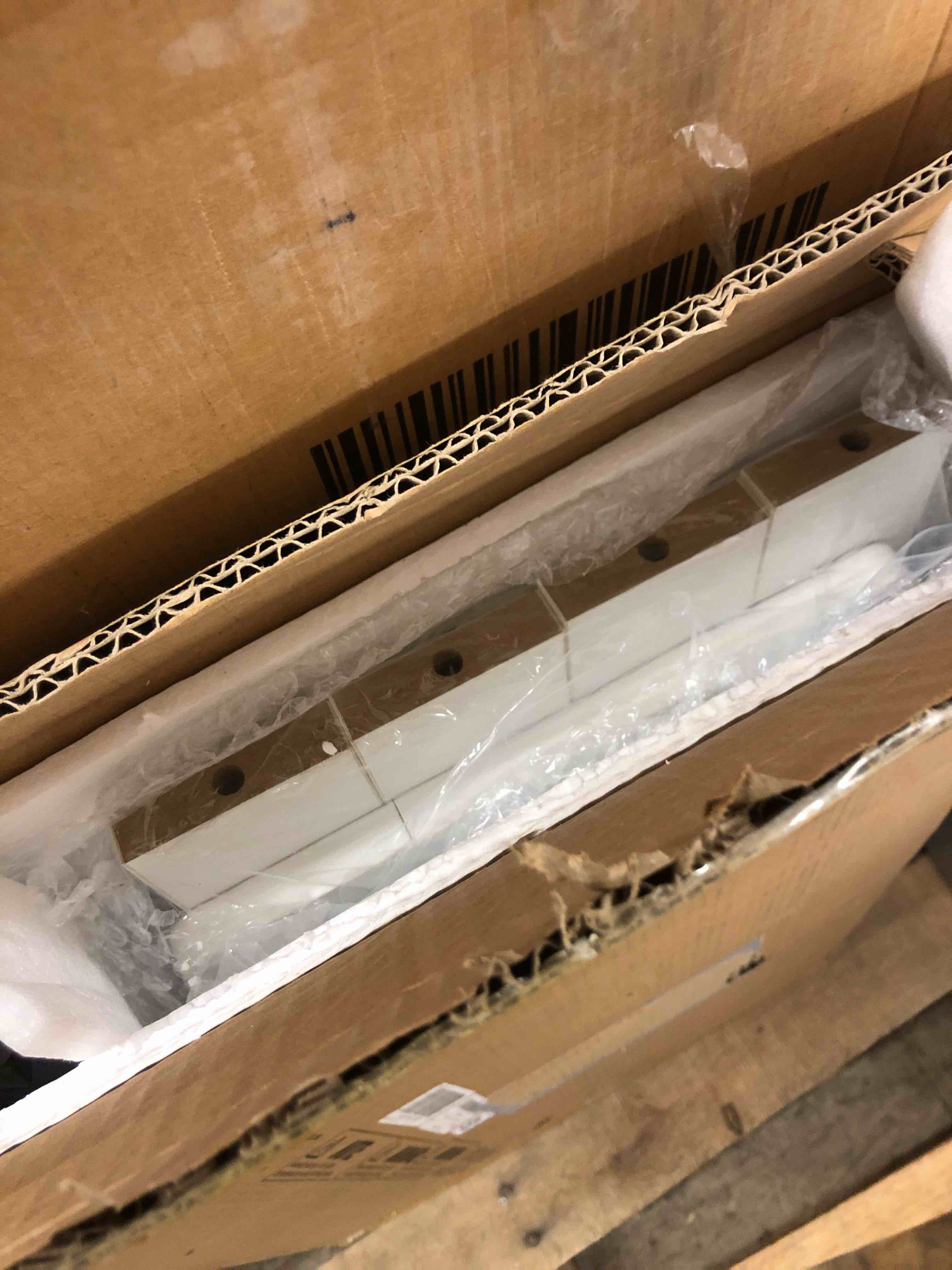 https://s3.amazonaws.com/lotting-images-prod/phillipi/TEA1210086_1739904795443.jpeg
