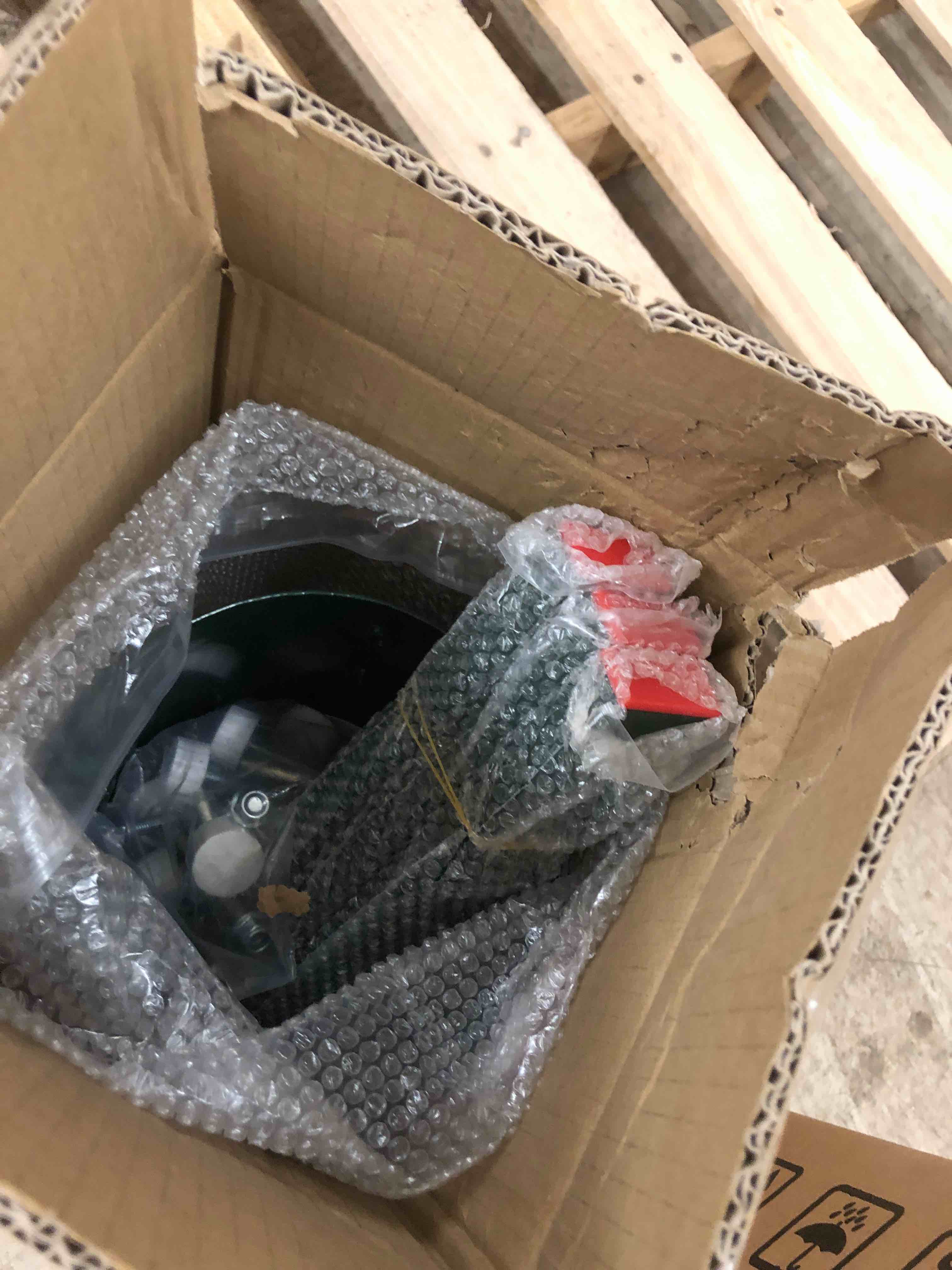 https://s3.amazonaws.com/lotting-images-prod/phillipi/TEA1210109_1739908260664.jpeg
