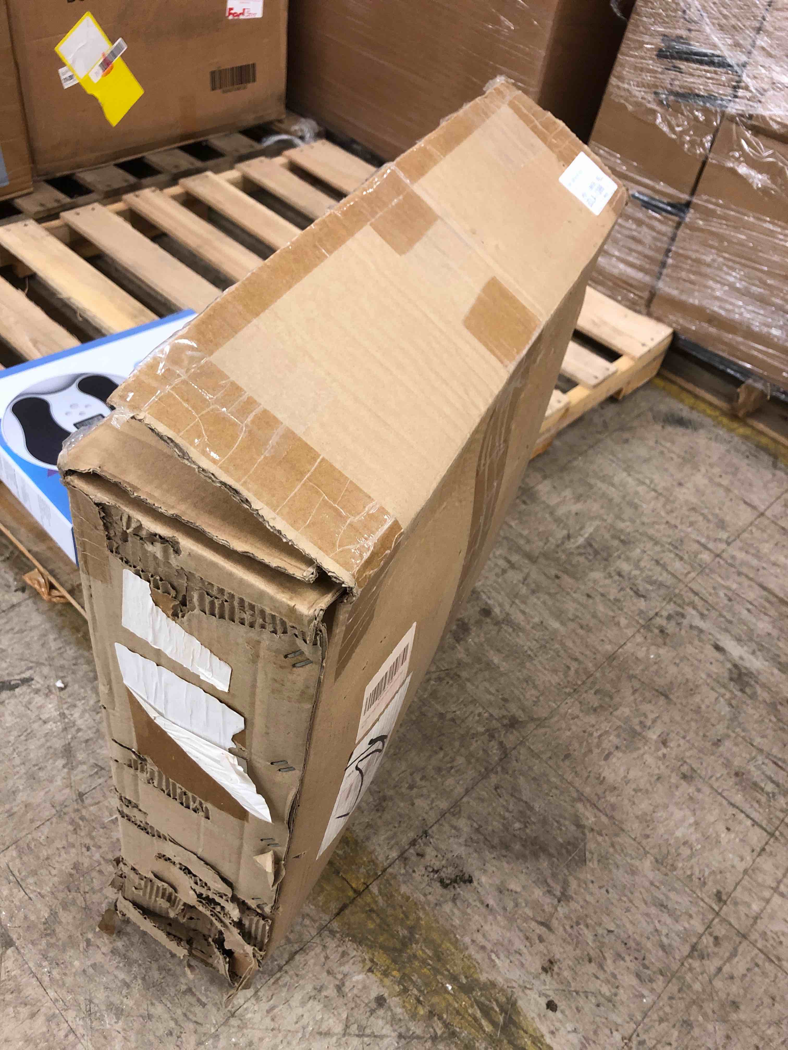 https://s3.amazonaws.com/lotting-images-prod/phillipi/TEA1210113_1739908668392.jpeg