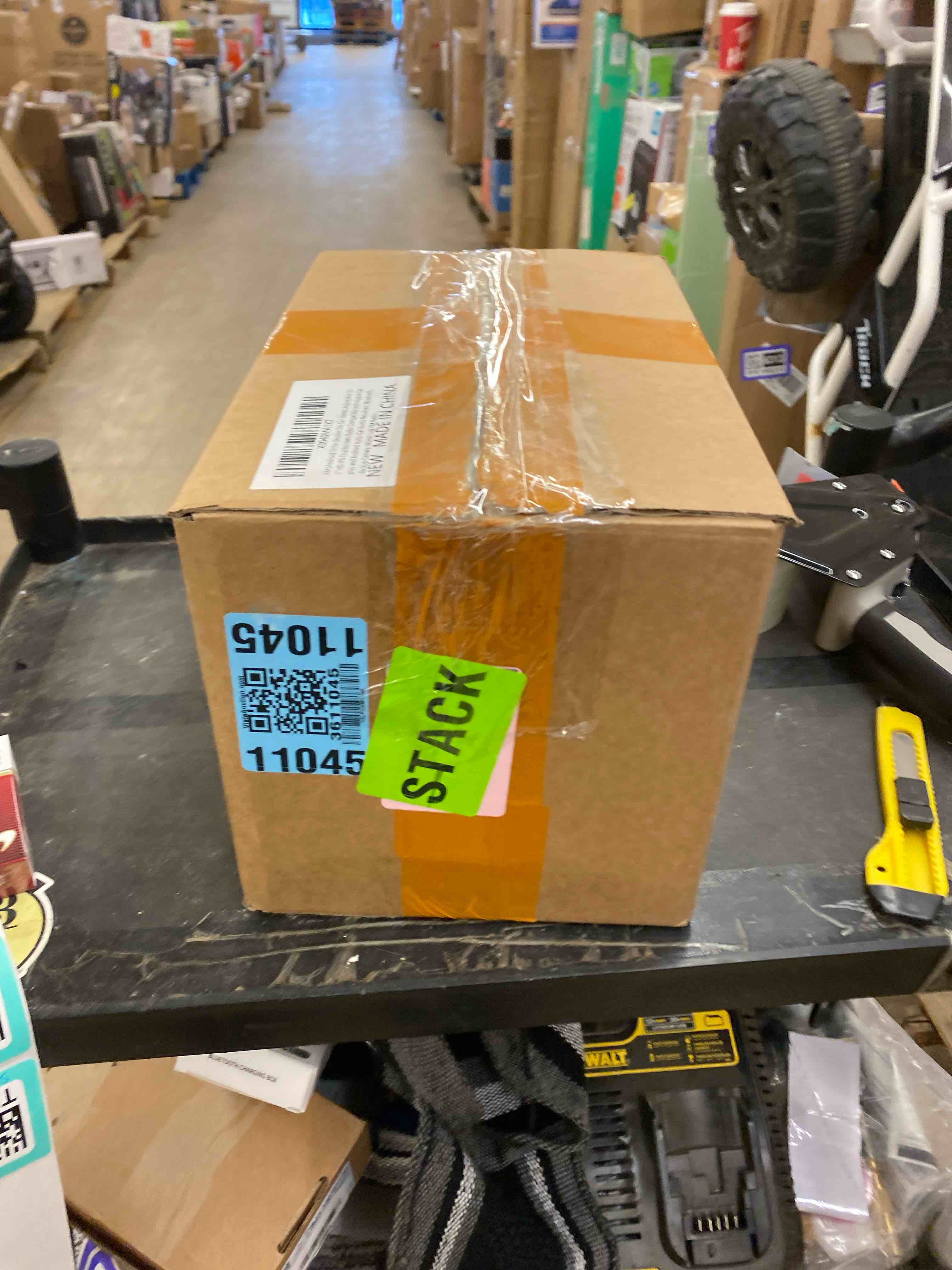 https://s3.amazonaws.com/lotting-images-prod/phillipi/TEA1211235_1744457646275.jpeg
