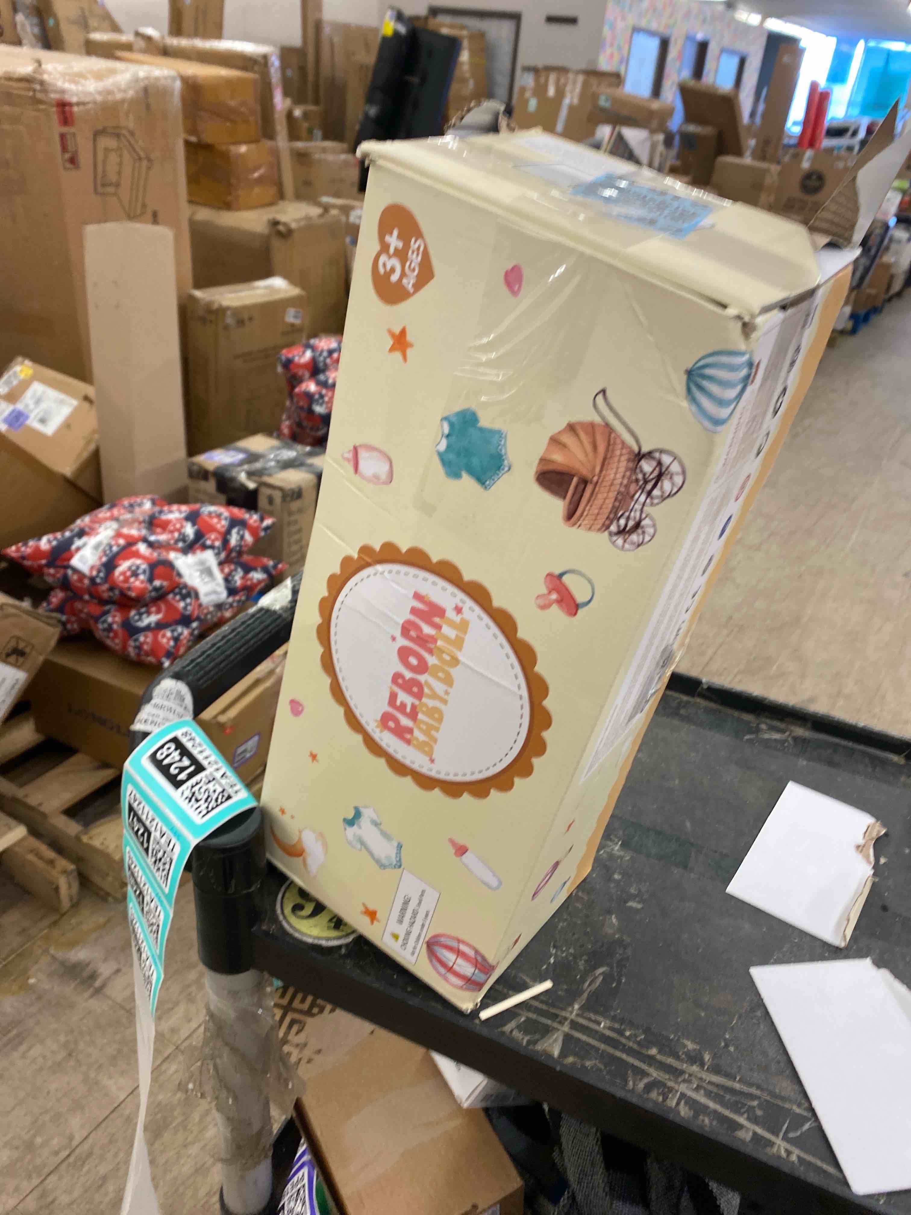 https://s3.amazonaws.com/lotting-images-prod/phillipi/TEA1211245_1744459055802.jpeg
