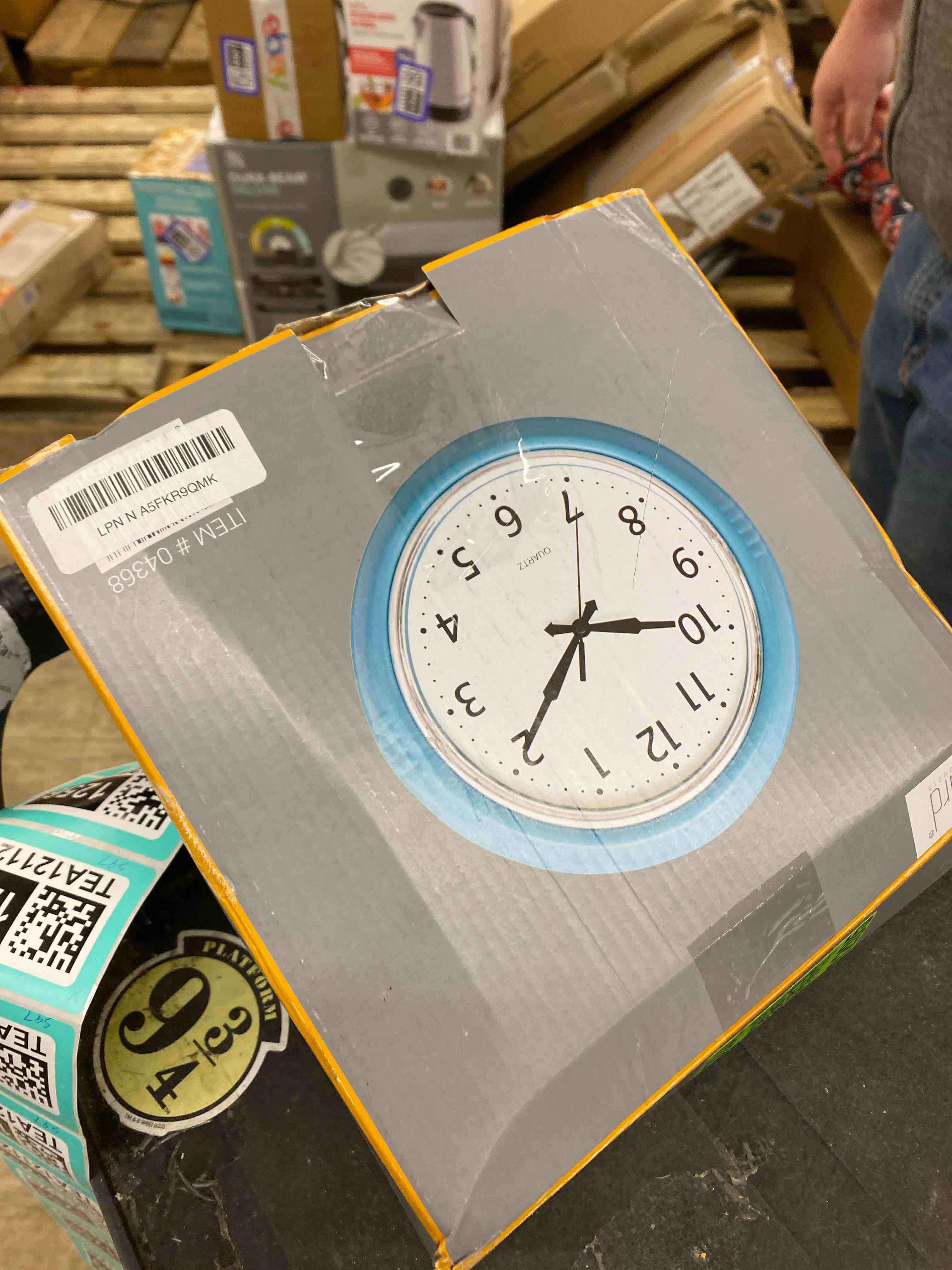 https://s3.amazonaws.com/lotting-images-prod/phillipi/TEA1211249_1744459666272.jpeg