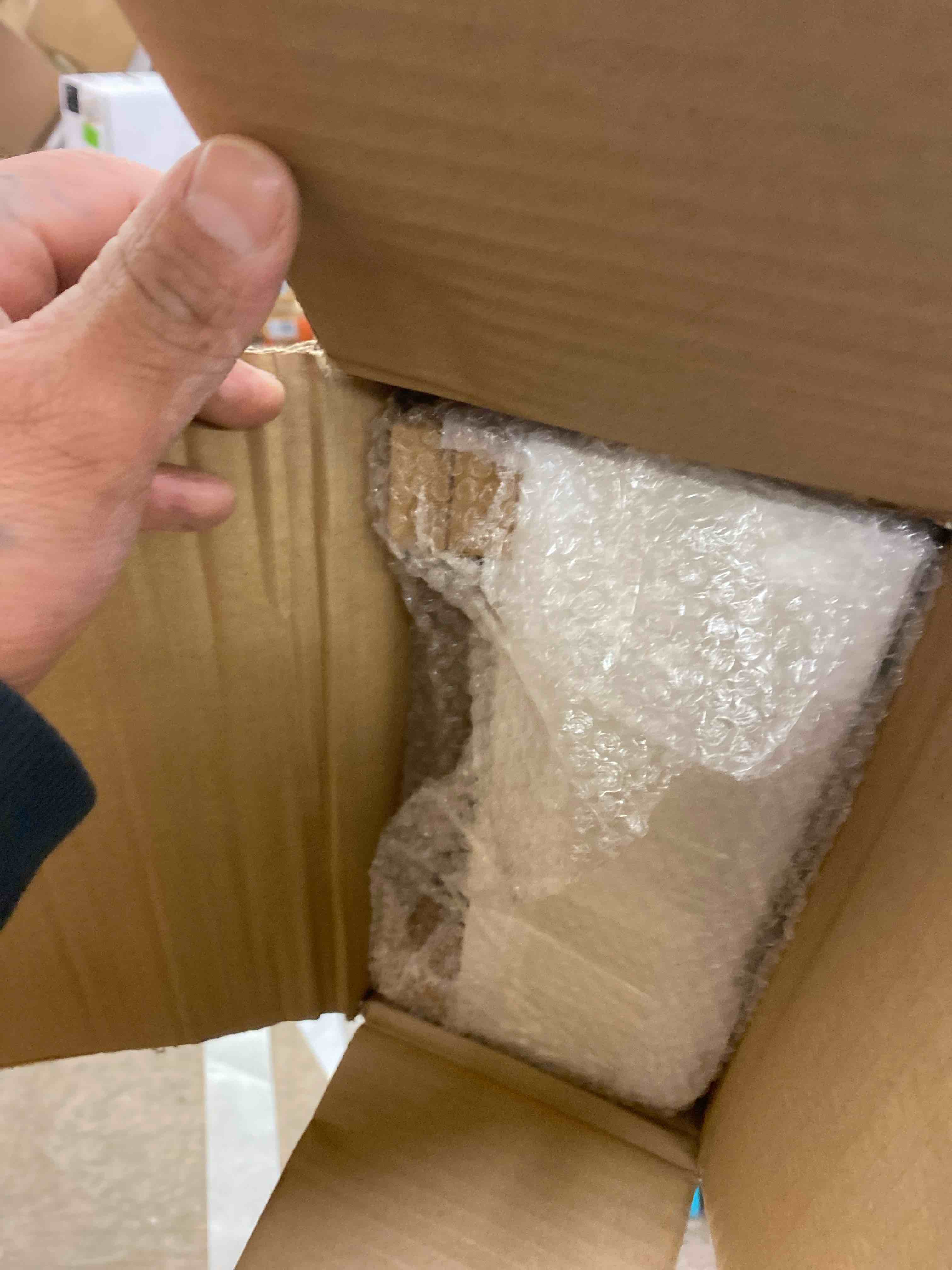 https://s3.amazonaws.com/lotting-images-prod/phillipi/TEA1211265_1744462901222.jpeg