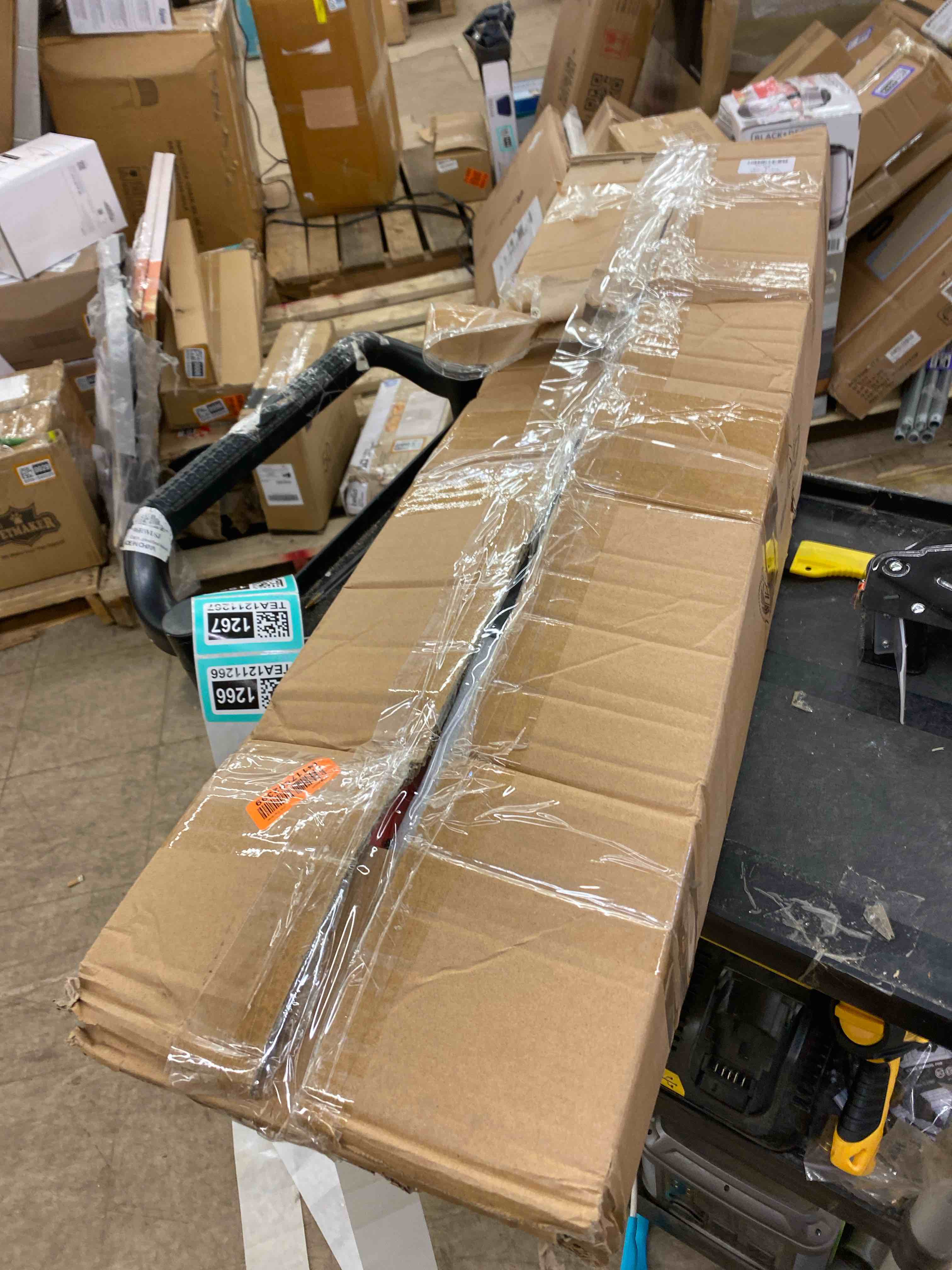 https://s3.amazonaws.com/lotting-images-prod/phillipi/TEA1211266_1744463086964.jpeg