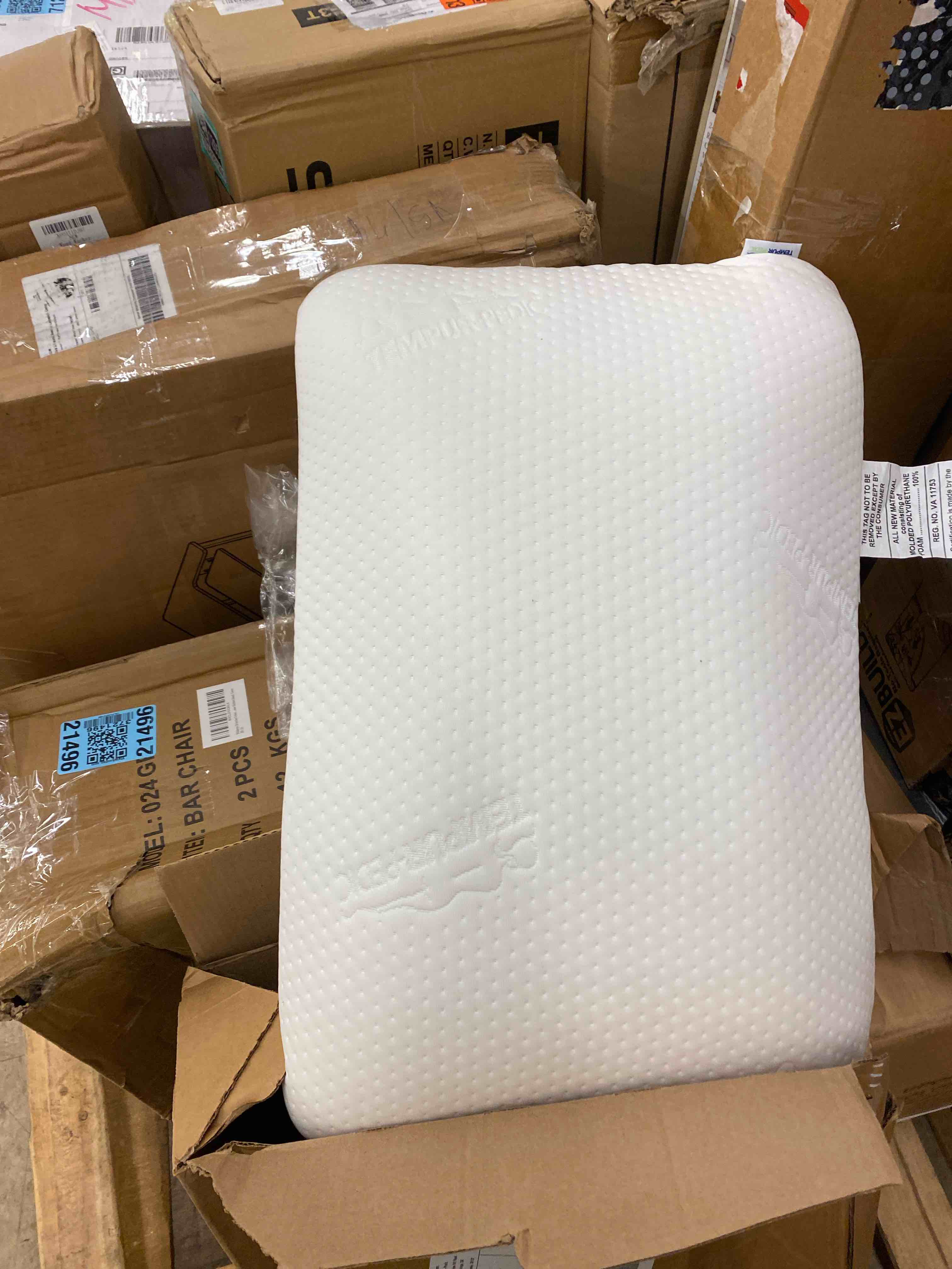https://s3.amazonaws.com/lotting-images-prod/phillipi/TEA1211276_1744465348641.jpeg