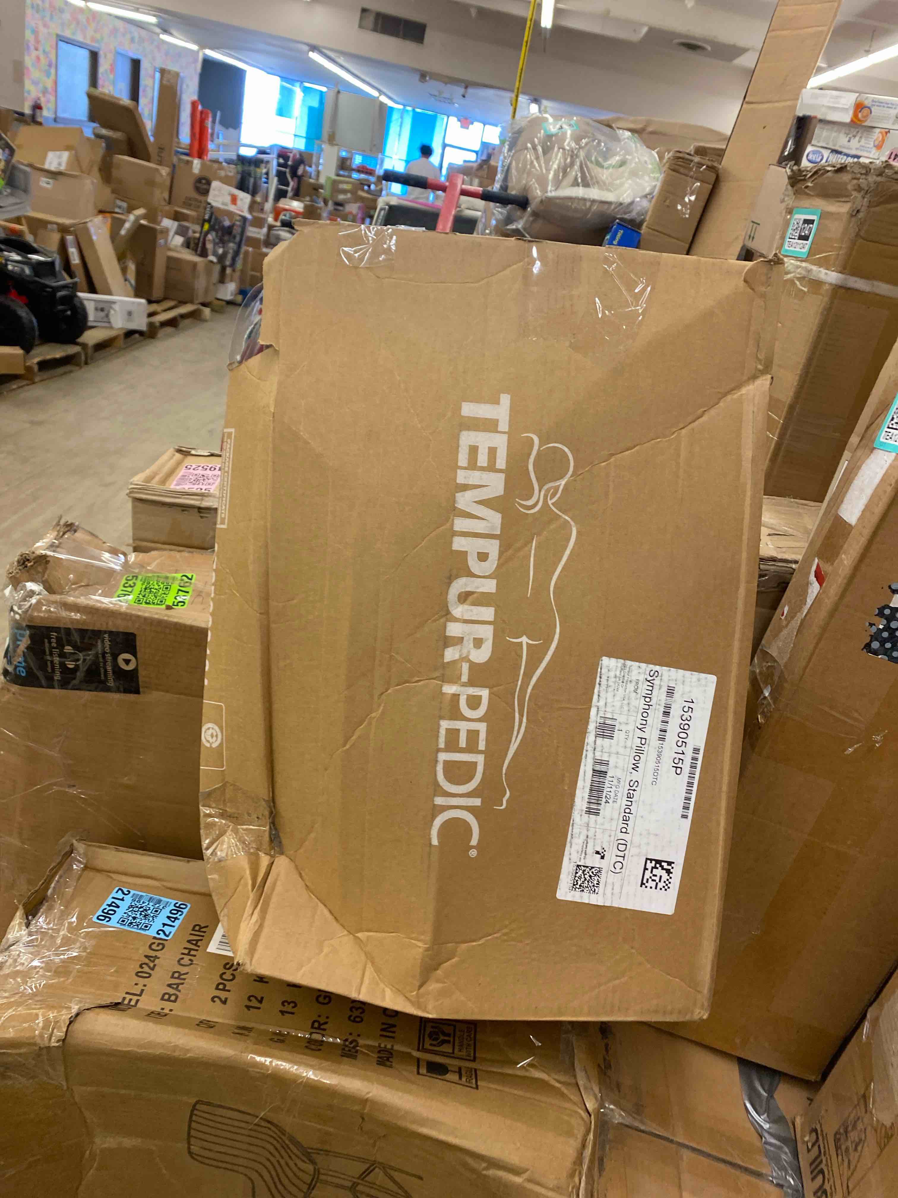 https://s3.amazonaws.com/lotting-images-prod/phillipi/TEA1211276_1744465395642.jpeg