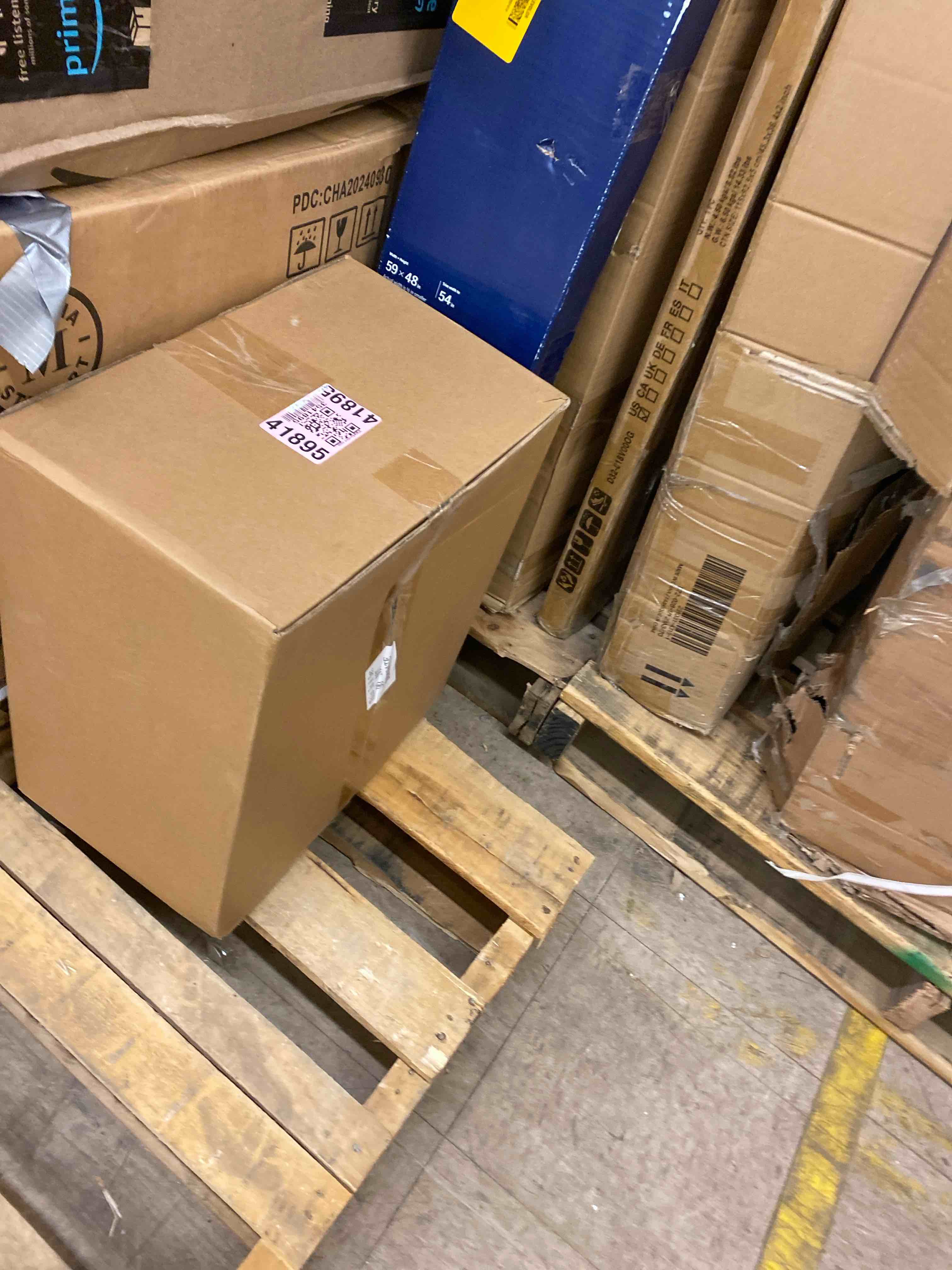https://s3.amazonaws.com/lotting-images-prod/phillipi/TEA1211278_1744466229539.jpeg