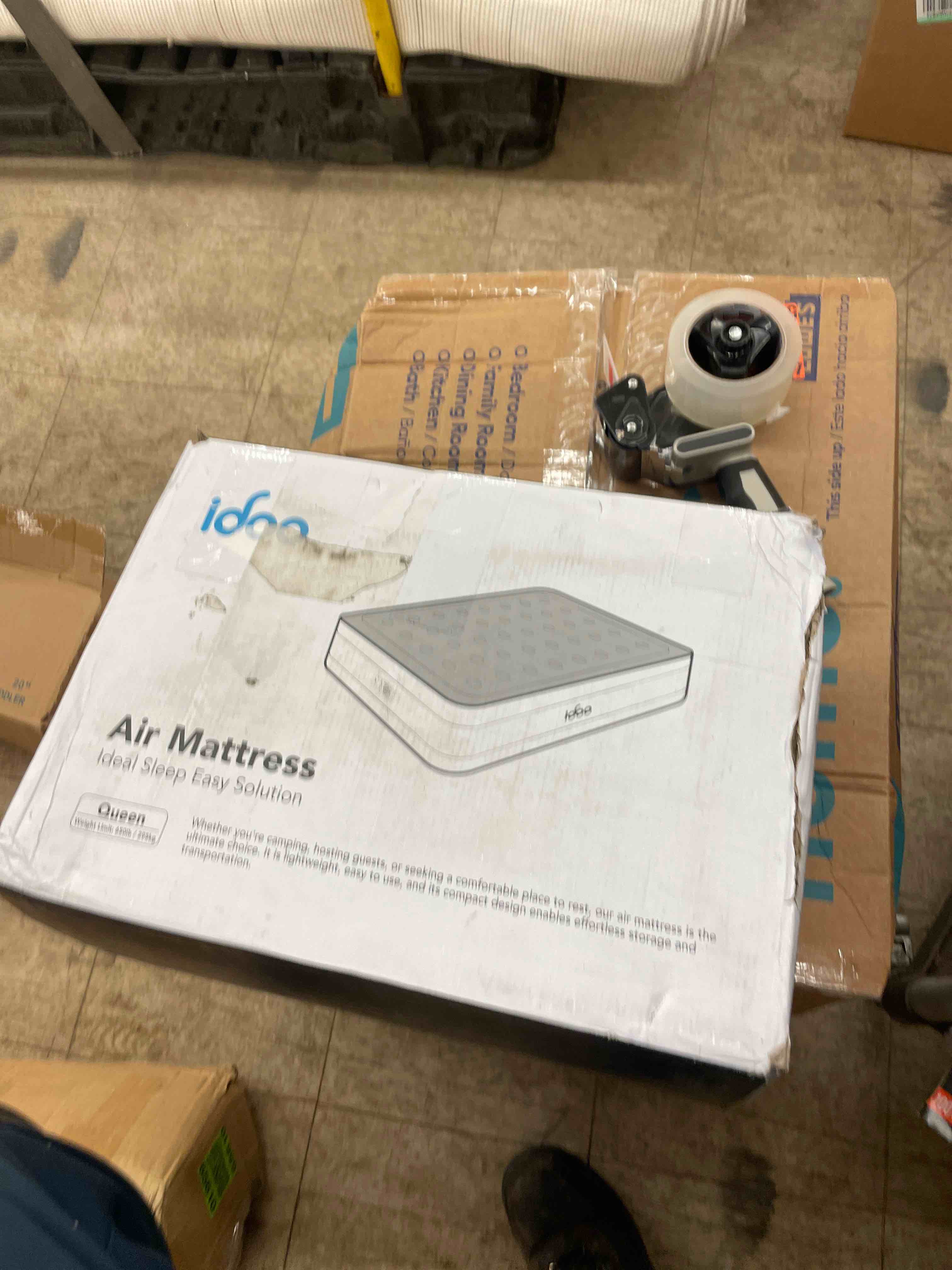 https://s3.amazonaws.com/lotting-images-prod/phillipi/TEA1211536_1745077889296.jpeg