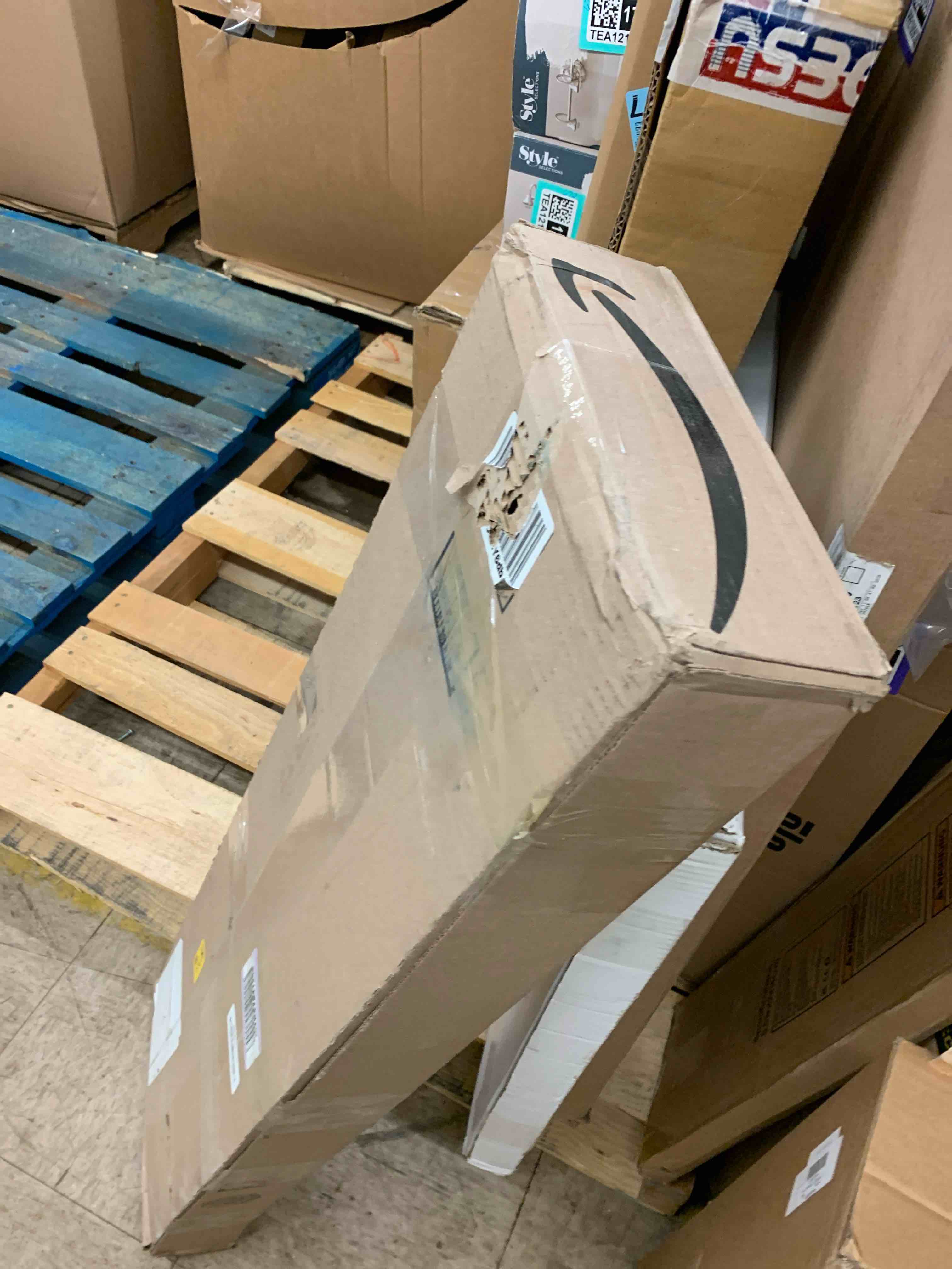 https://s3.amazonaws.com/lotting-images-prod/phillipi/TEA1211756_1745610329536.jpeg