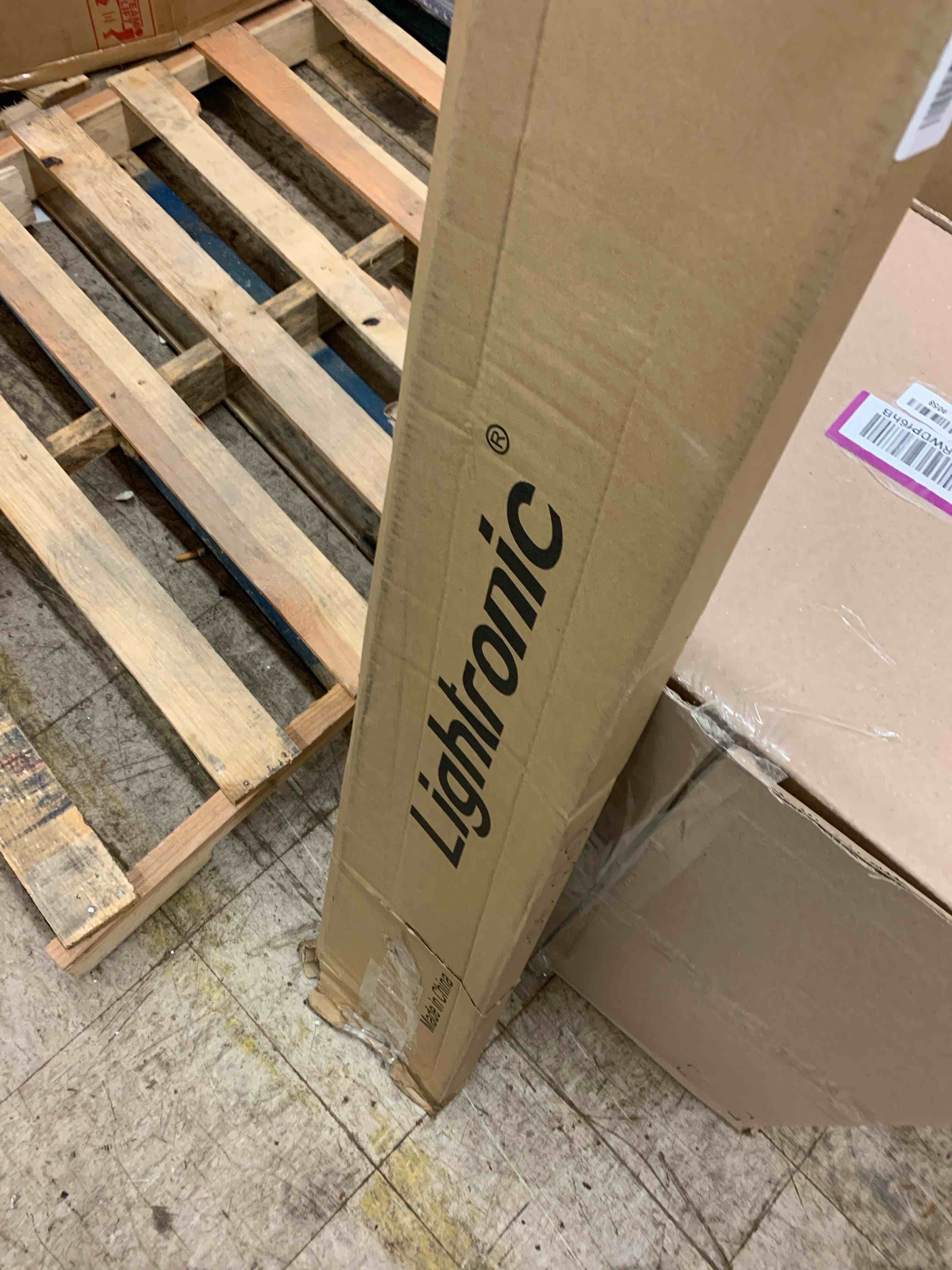 https://s3.amazonaws.com/lotting-images-prod/phillipi/TEA1211920_1745947192190.jpeg