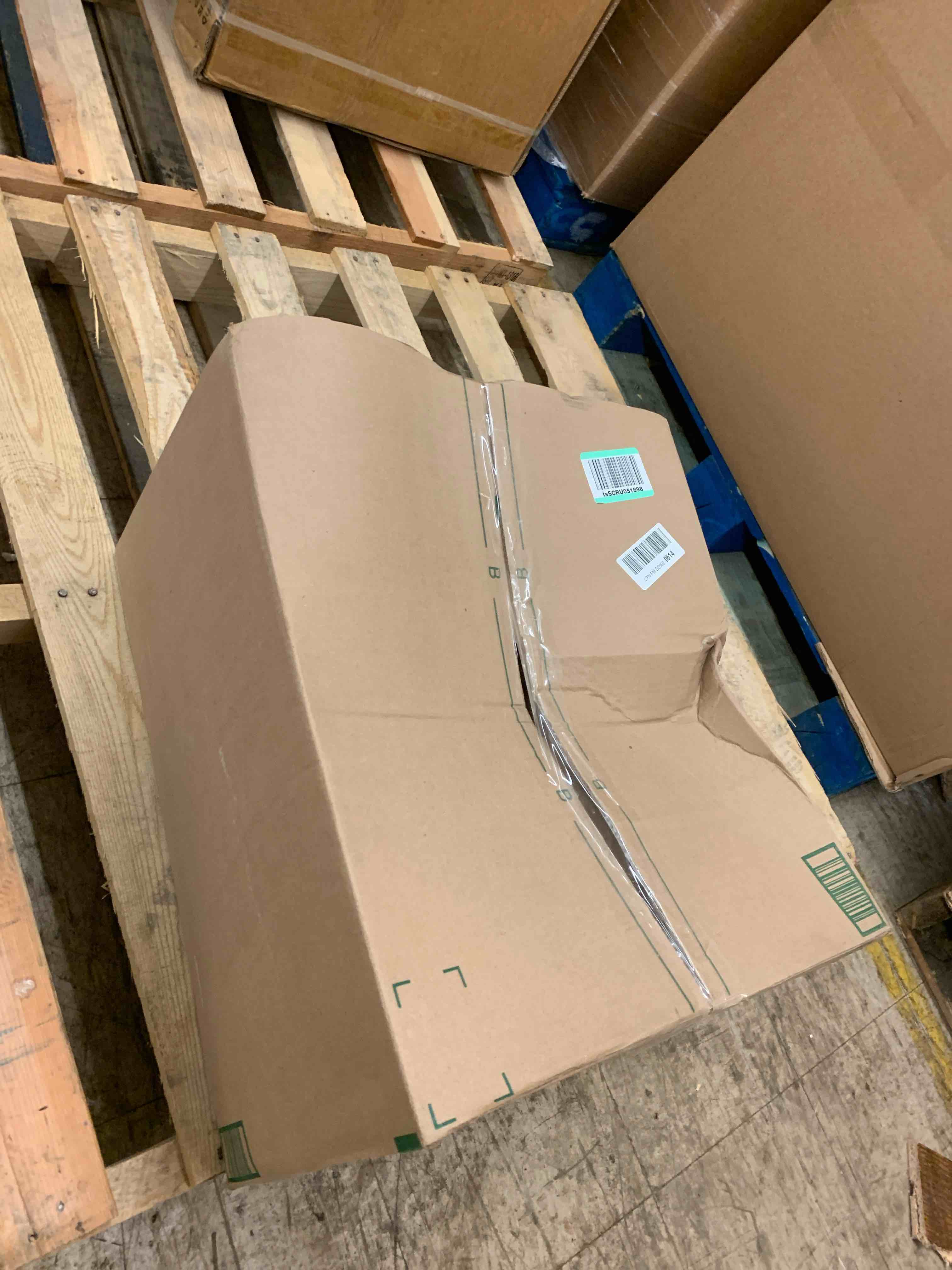https://s3.amazonaws.com/lotting-images-prod/phillipi/TEA1211943_1745952680031.jpeg