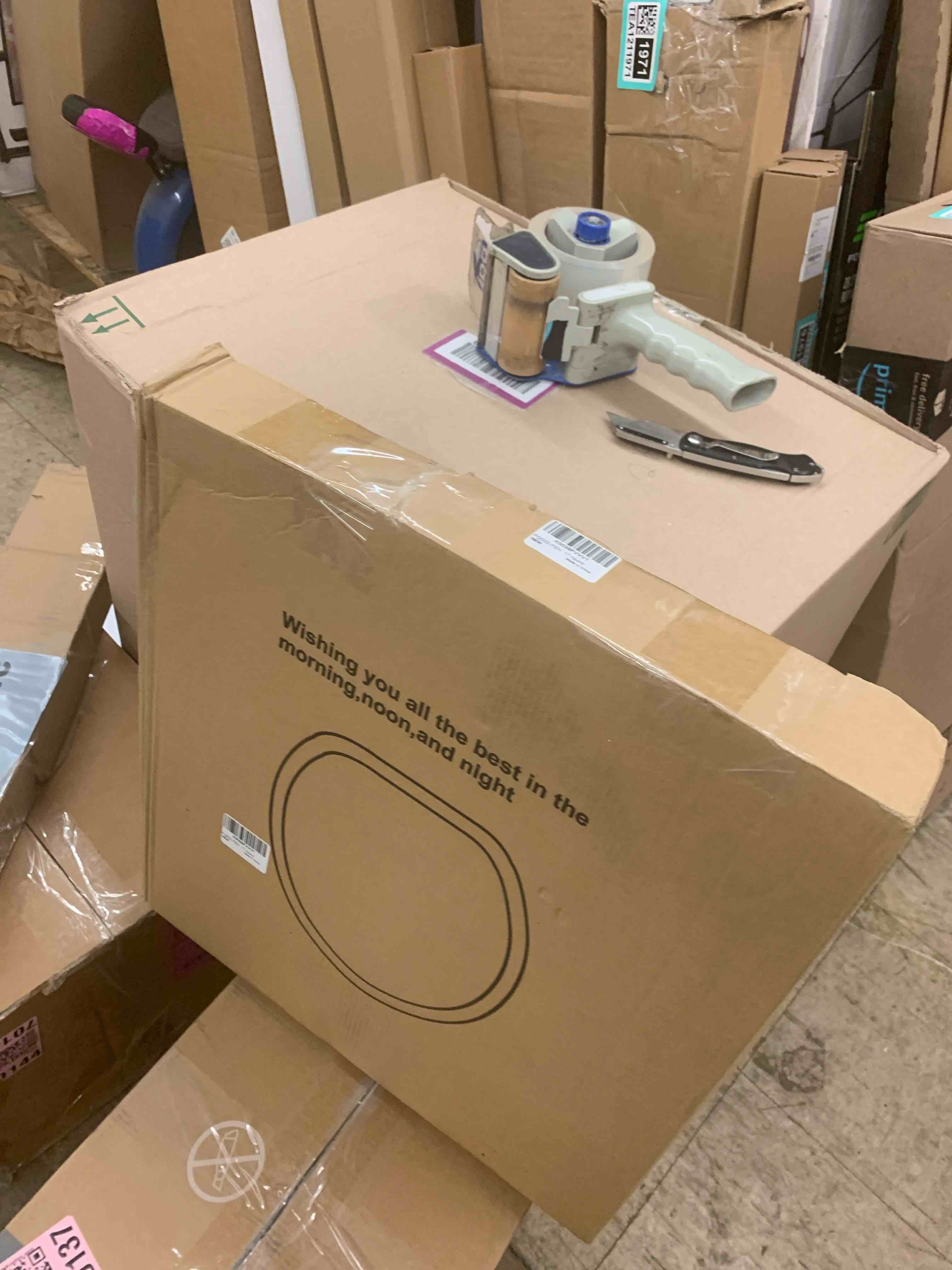 https://s3.amazonaws.com/lotting-images-prod/phillipi/TEA1211986_1746035329076.jpeg
