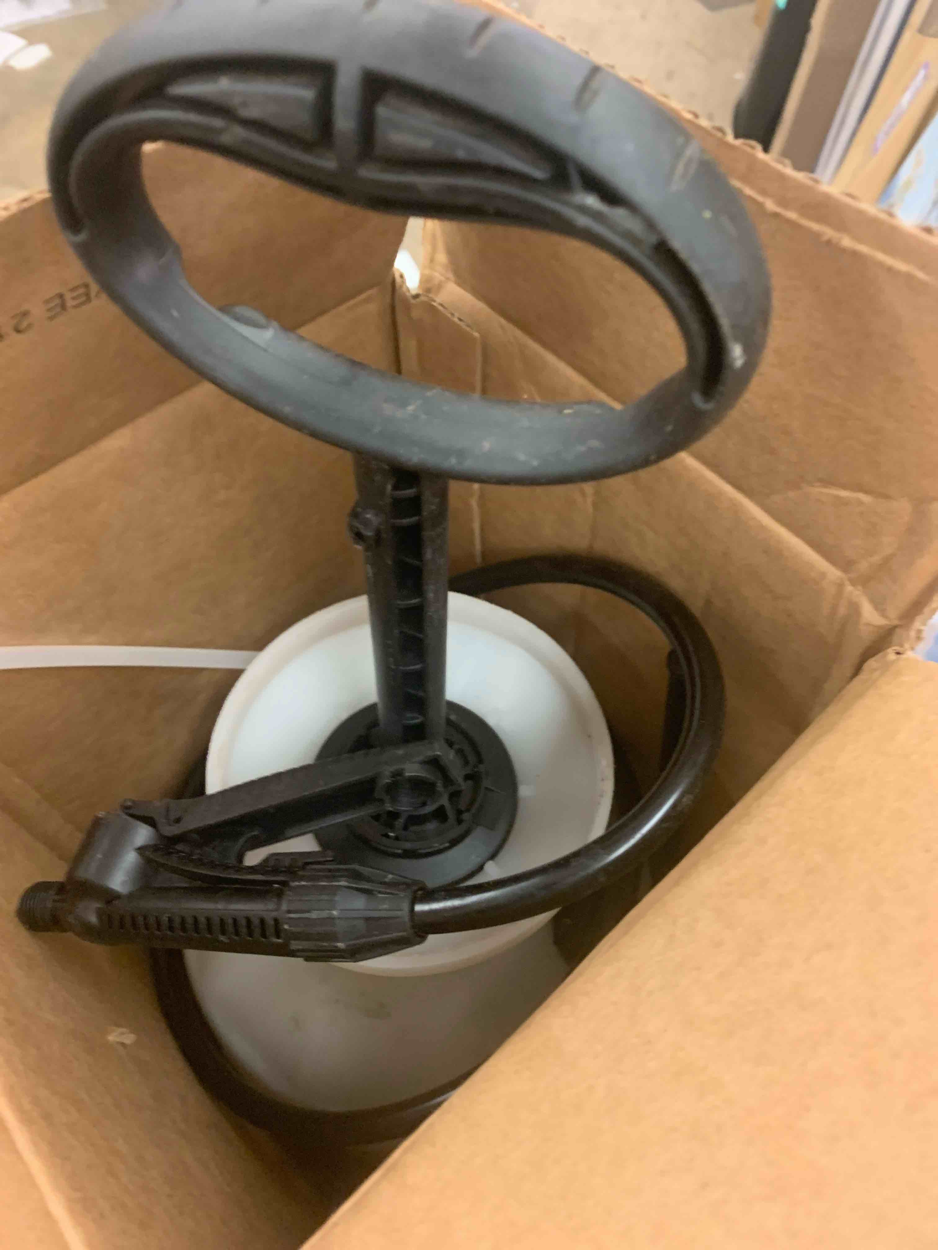 https://s3.amazonaws.com/lotting-images-prod/phillipi/TEA1212005_1746112241076.jpeg