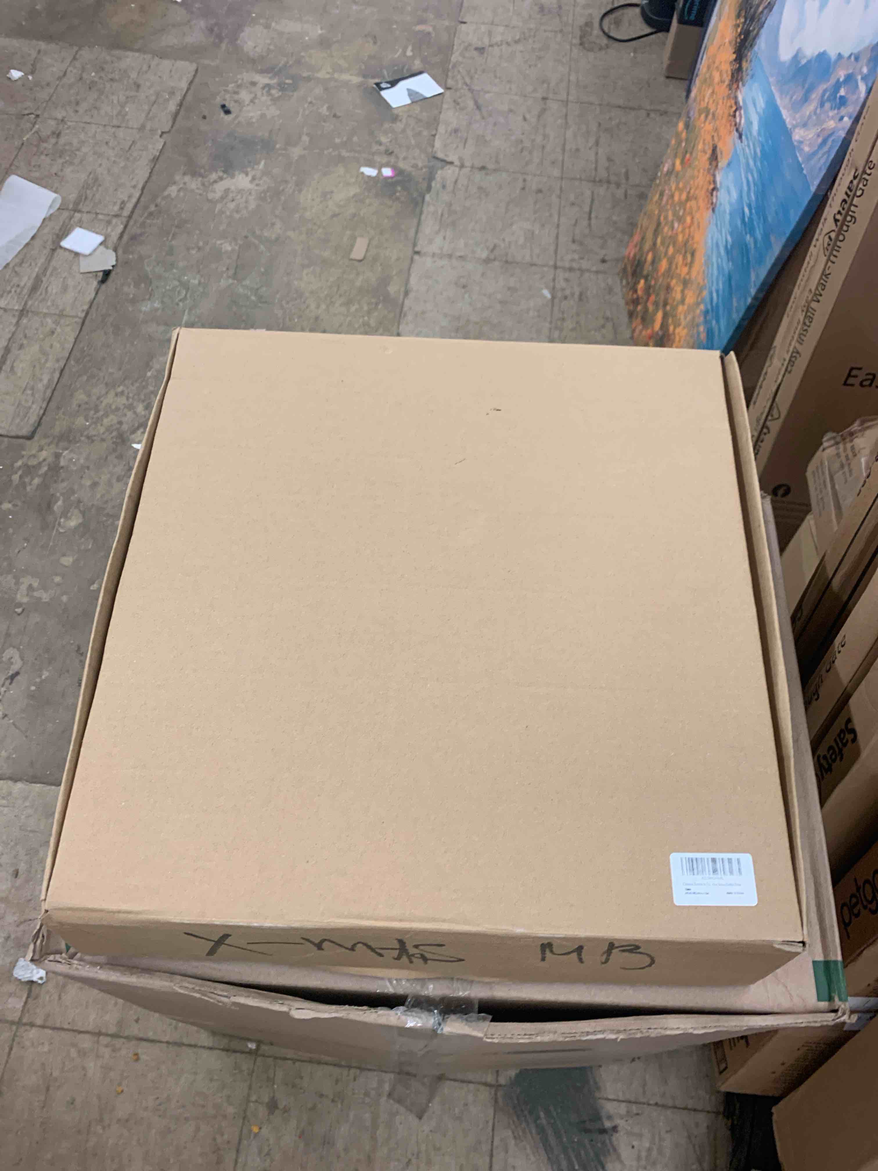 https://s3.amazonaws.com/lotting-images-prod/phillipi/TEA1212022_1746114781496.jpeg
