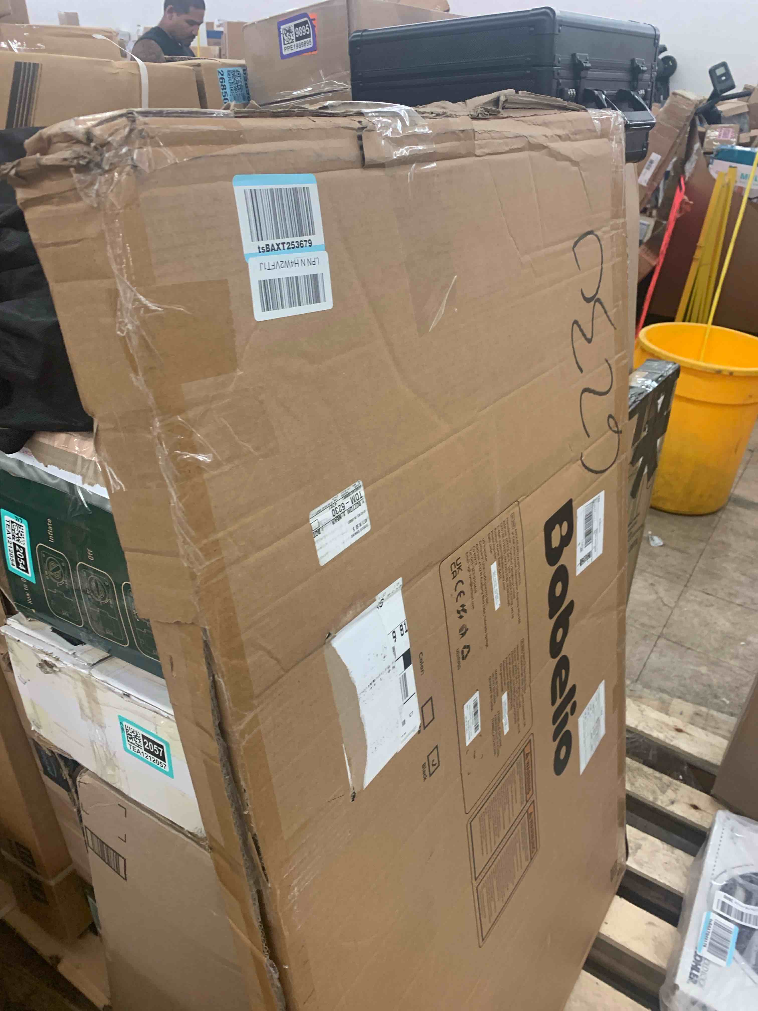 https://s3.amazonaws.com/lotting-images-prod/phillipi/TEA1212061_1746198848156.jpeg