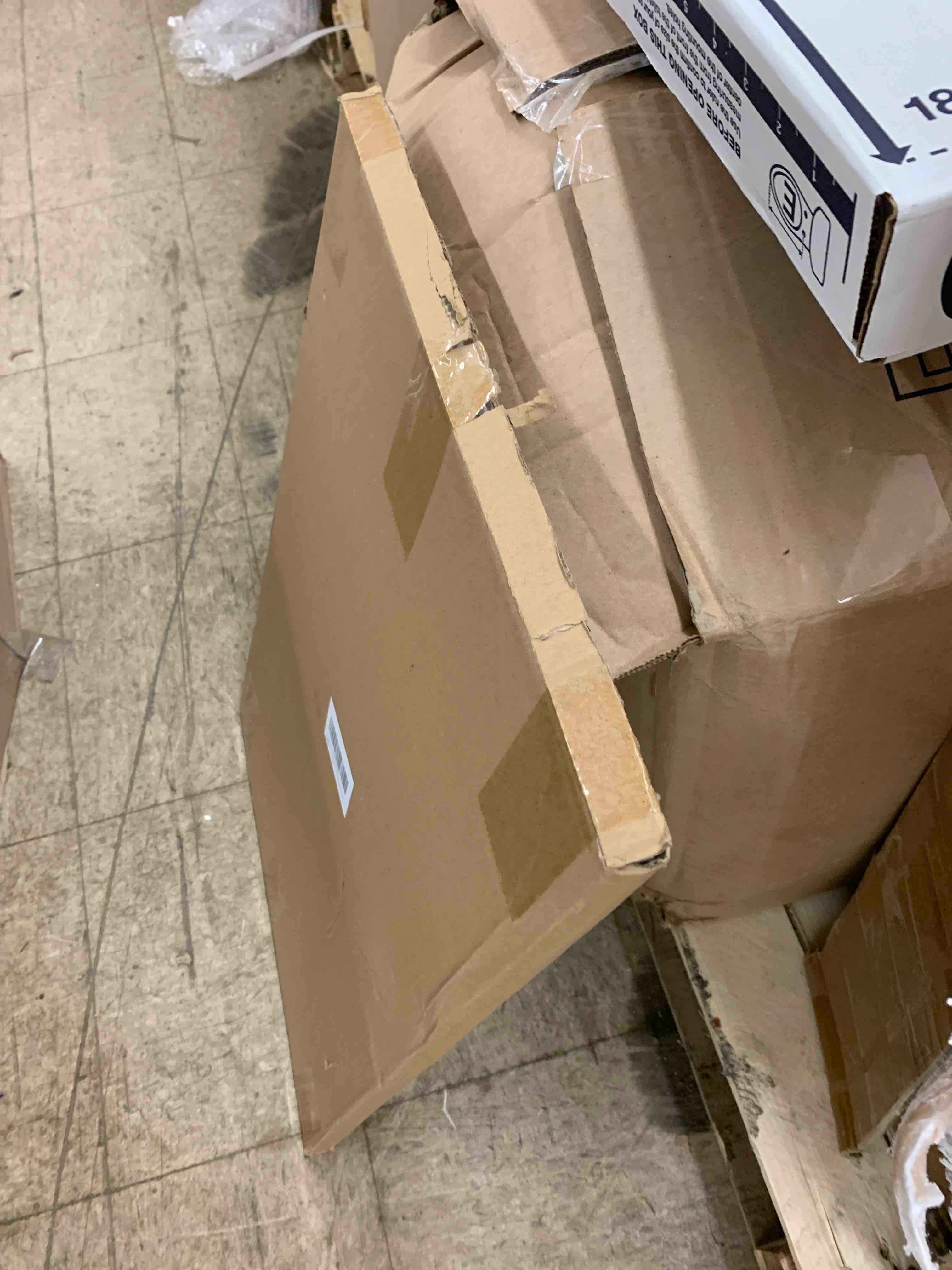 https://s3.amazonaws.com/lotting-images-prod/phillipi/TEA1212070_1746202944019.jpeg
