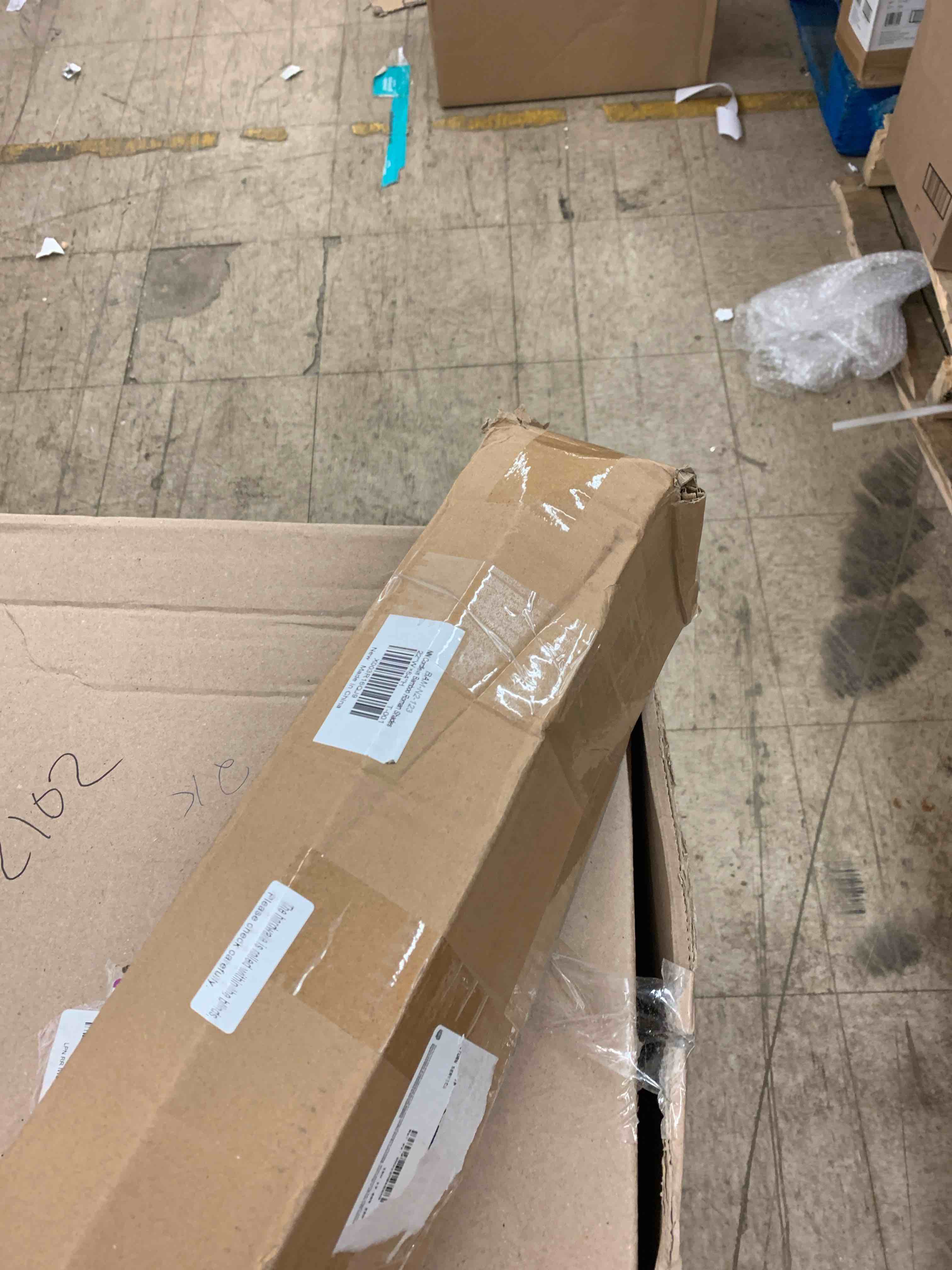 https://s3.amazonaws.com/lotting-images-prod/phillipi/TEA1212075_1746203898823.jpeg