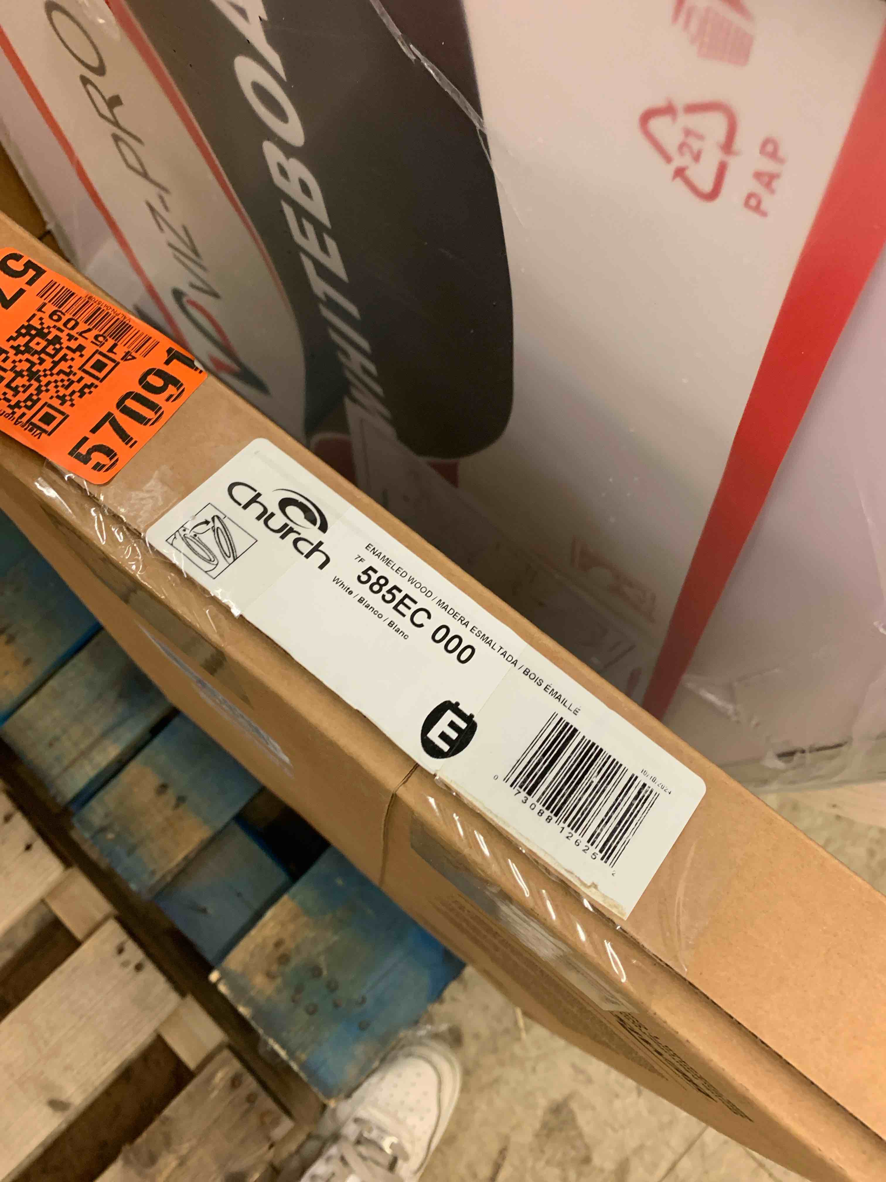 https://s3.amazonaws.com/lotting-images-prod/phillipi/TEA1212293_1746637378282.jpeg
