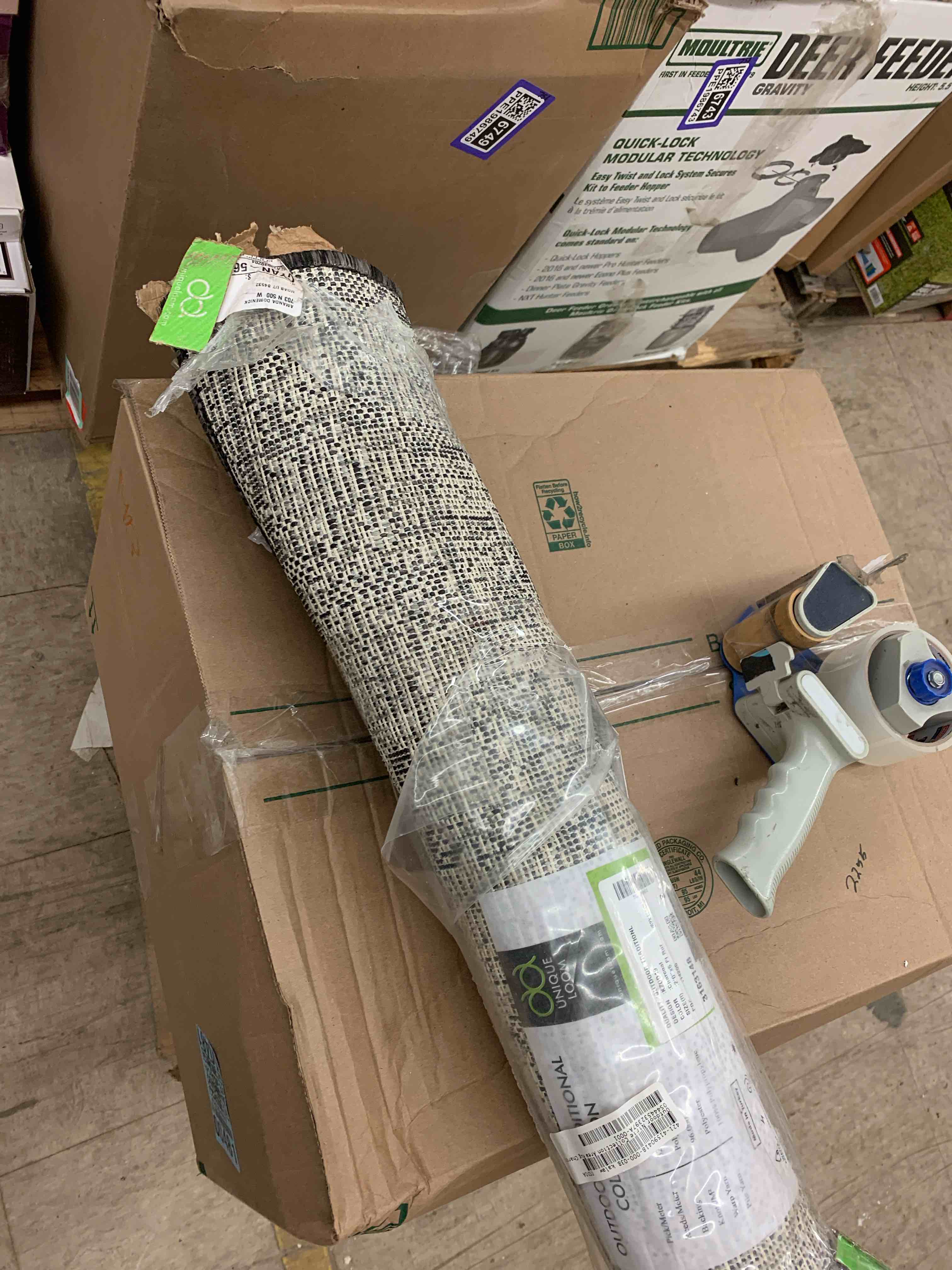 https://s3.amazonaws.com/lotting-images-prod/phillipi/TEA1212322_1746723094349.jpeg