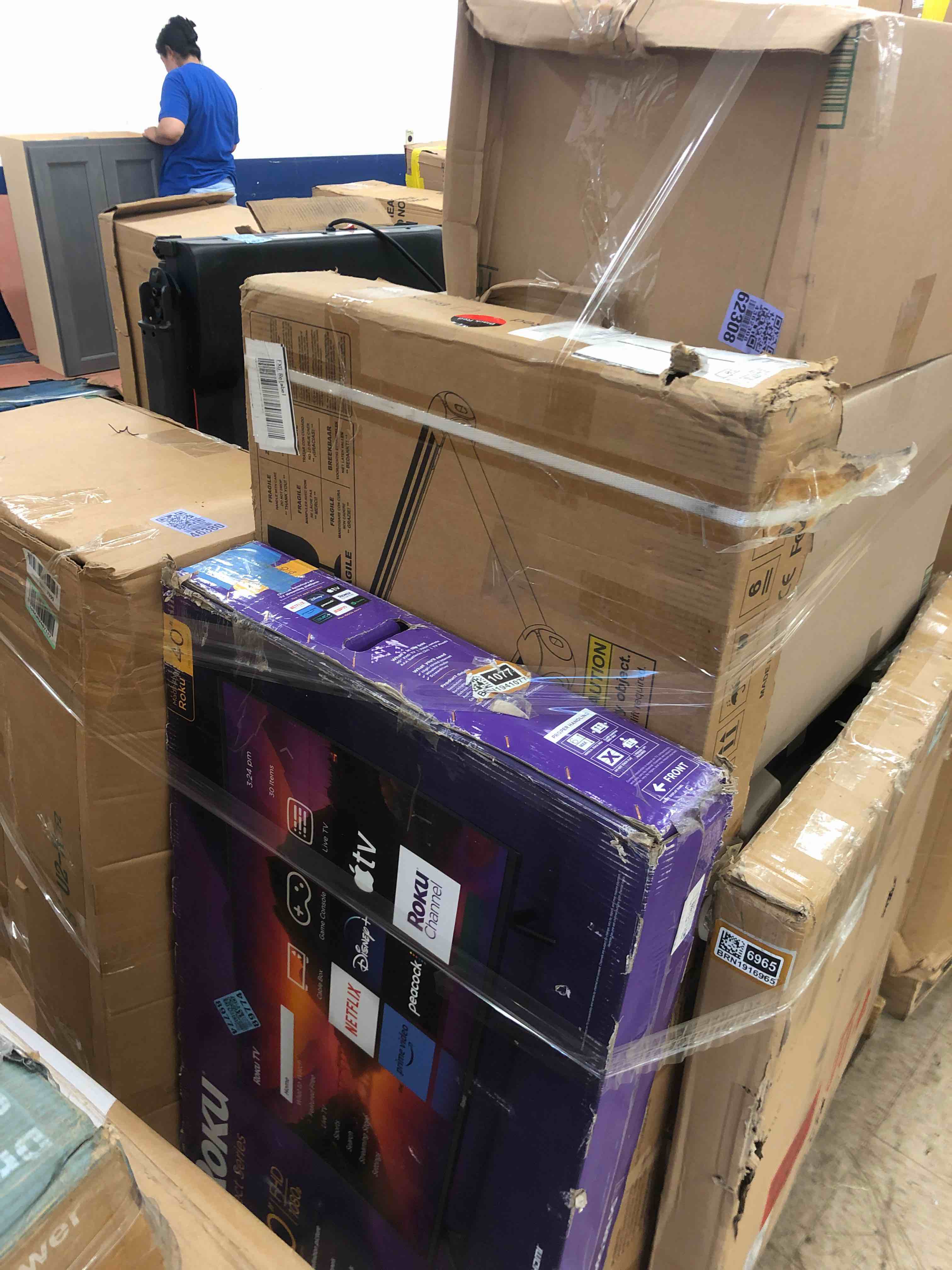 https://s3.amazonaws.com/lotting-images-prod/phillipi/TEA1212930_1751385320854.jpeg