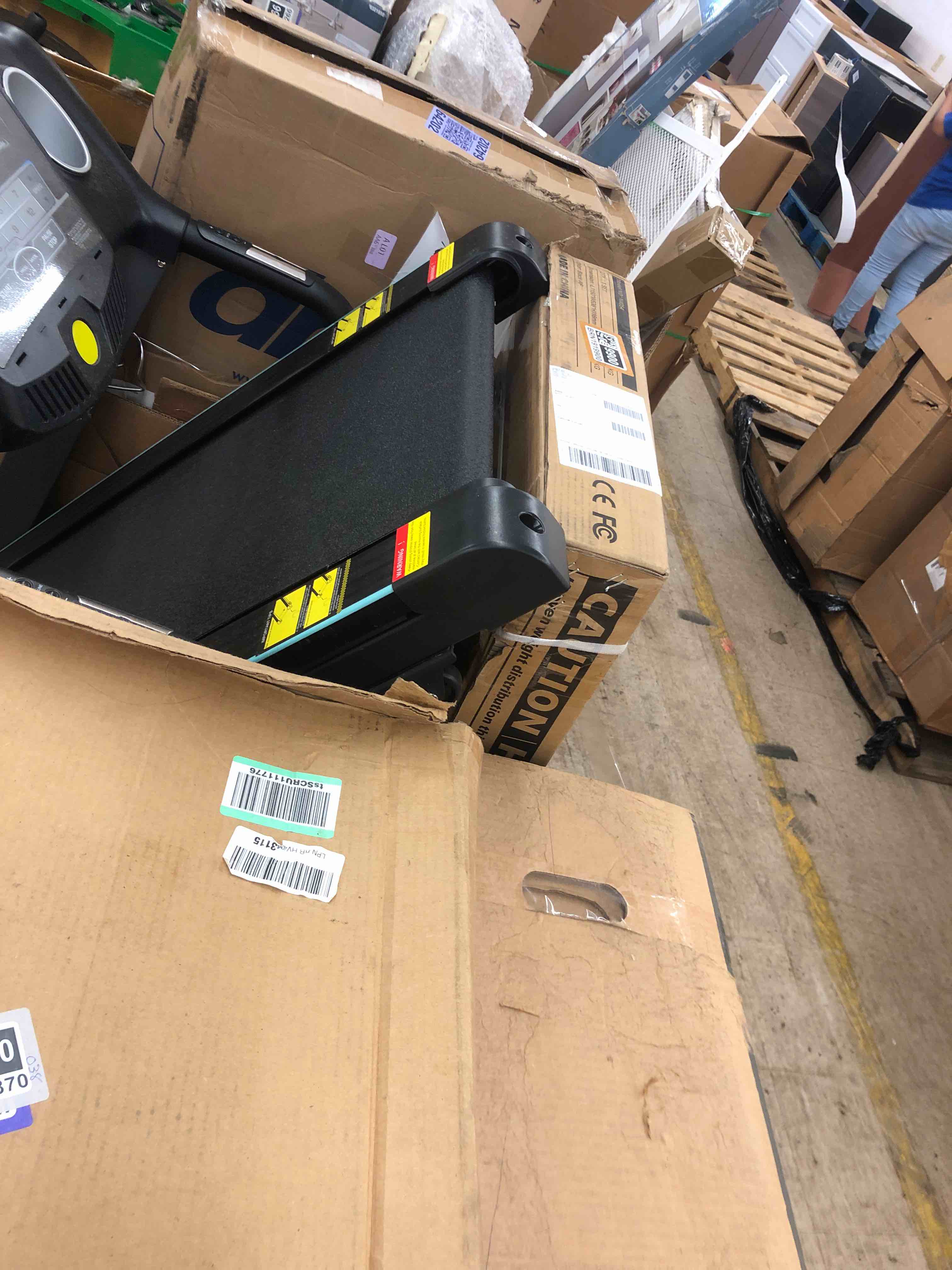 https://s3.amazonaws.com/lotting-images-prod/phillipi/TEA1212934_1751385608992.jpeg
