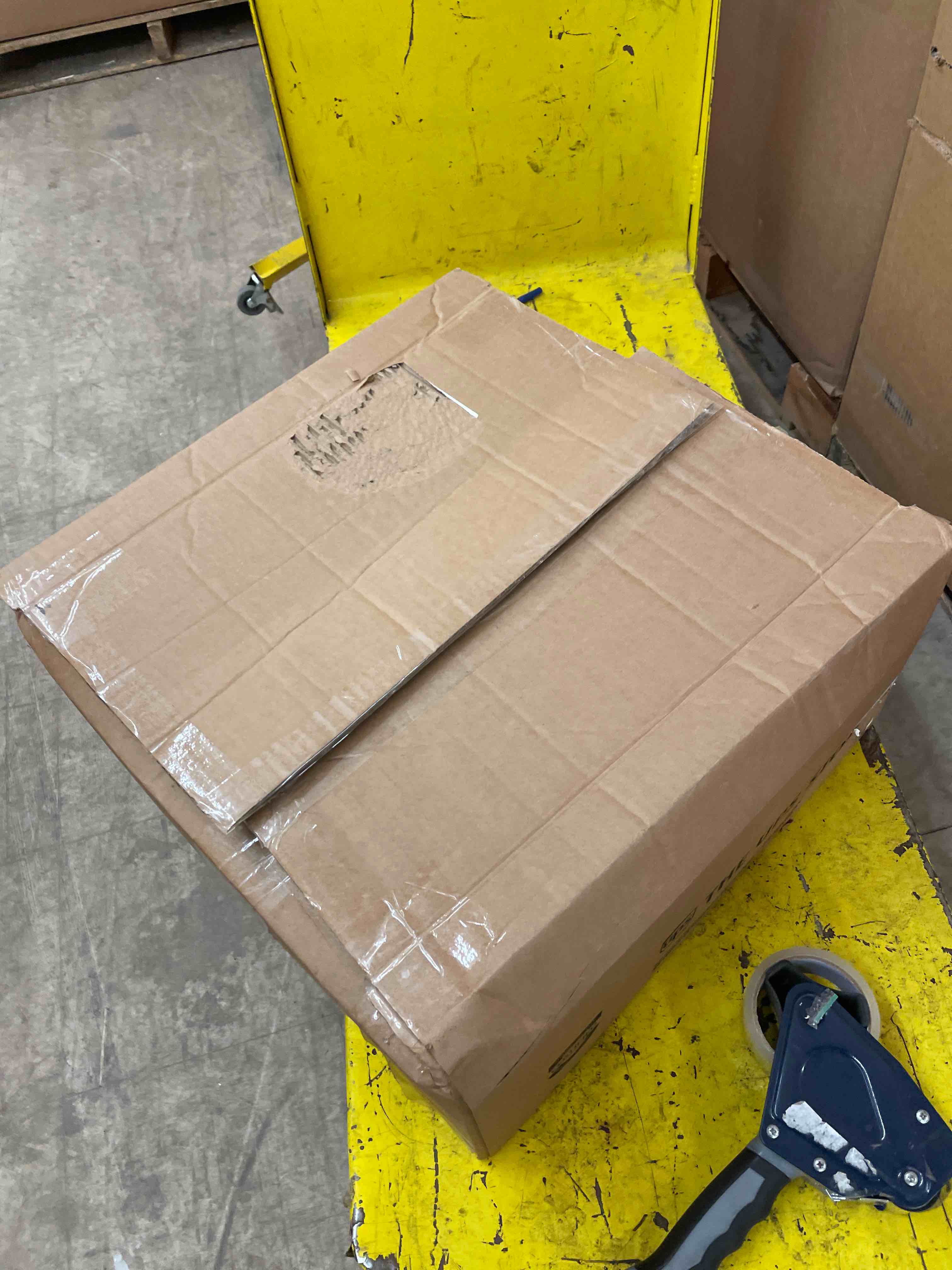 https://s3.amazonaws.com/lotting-images-prod/phillipi/TEA1213386_1740154217966.jpeg