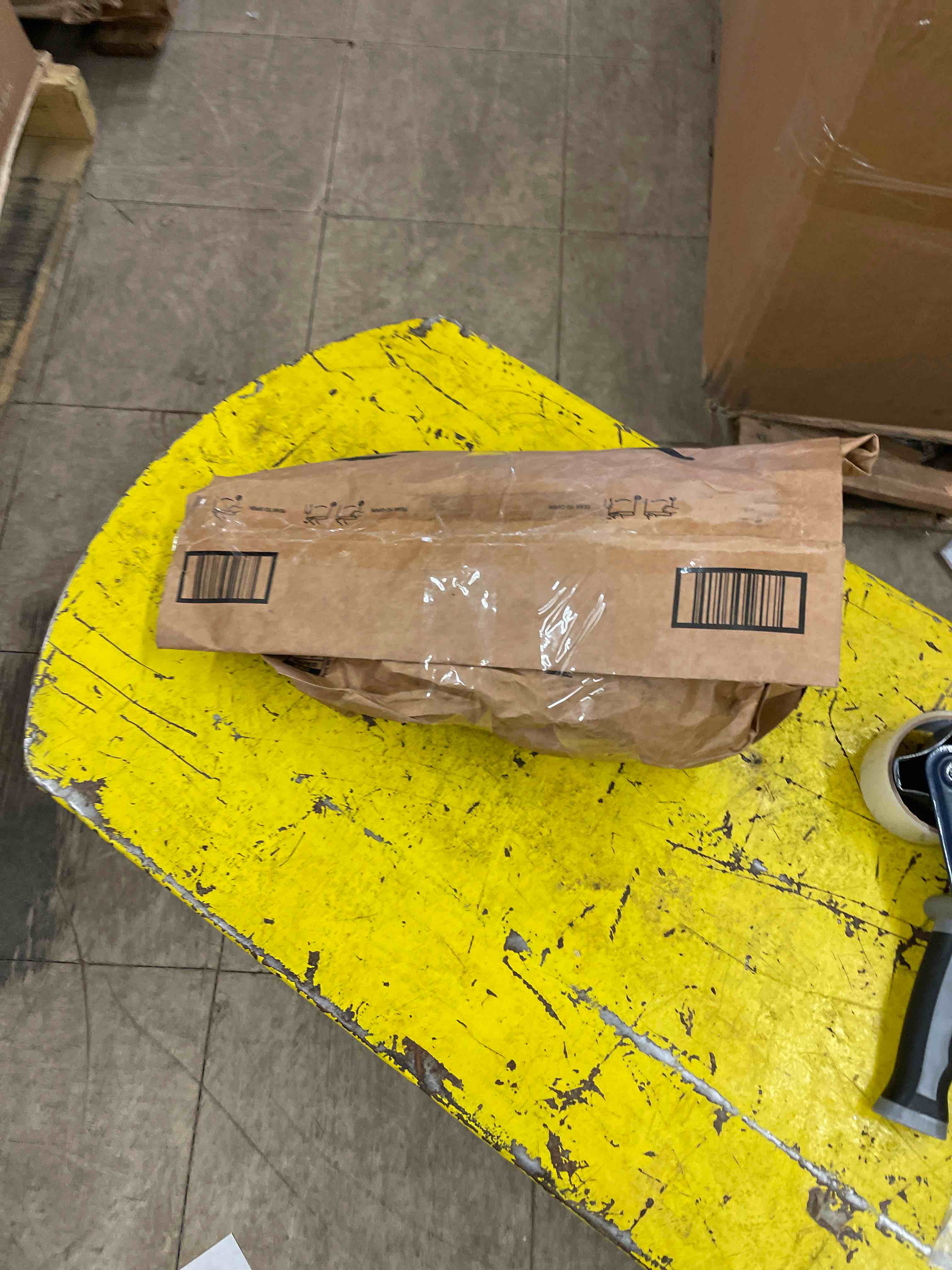 https://s3.amazonaws.com/lotting-images-prod/phillipi/TEA1213412_1740159995198.jpeg