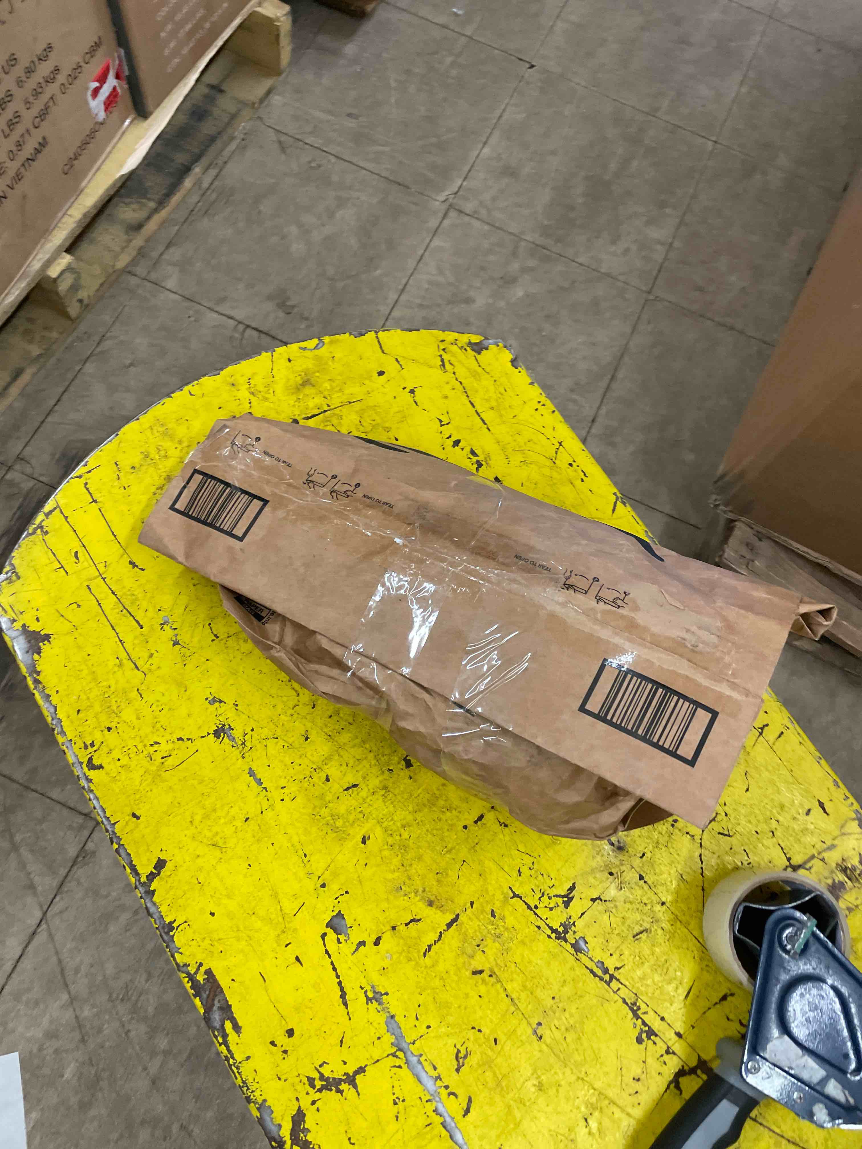 https://s3.amazonaws.com/lotting-images-prod/phillipi/TEA1213412_1740159996118.jpeg
