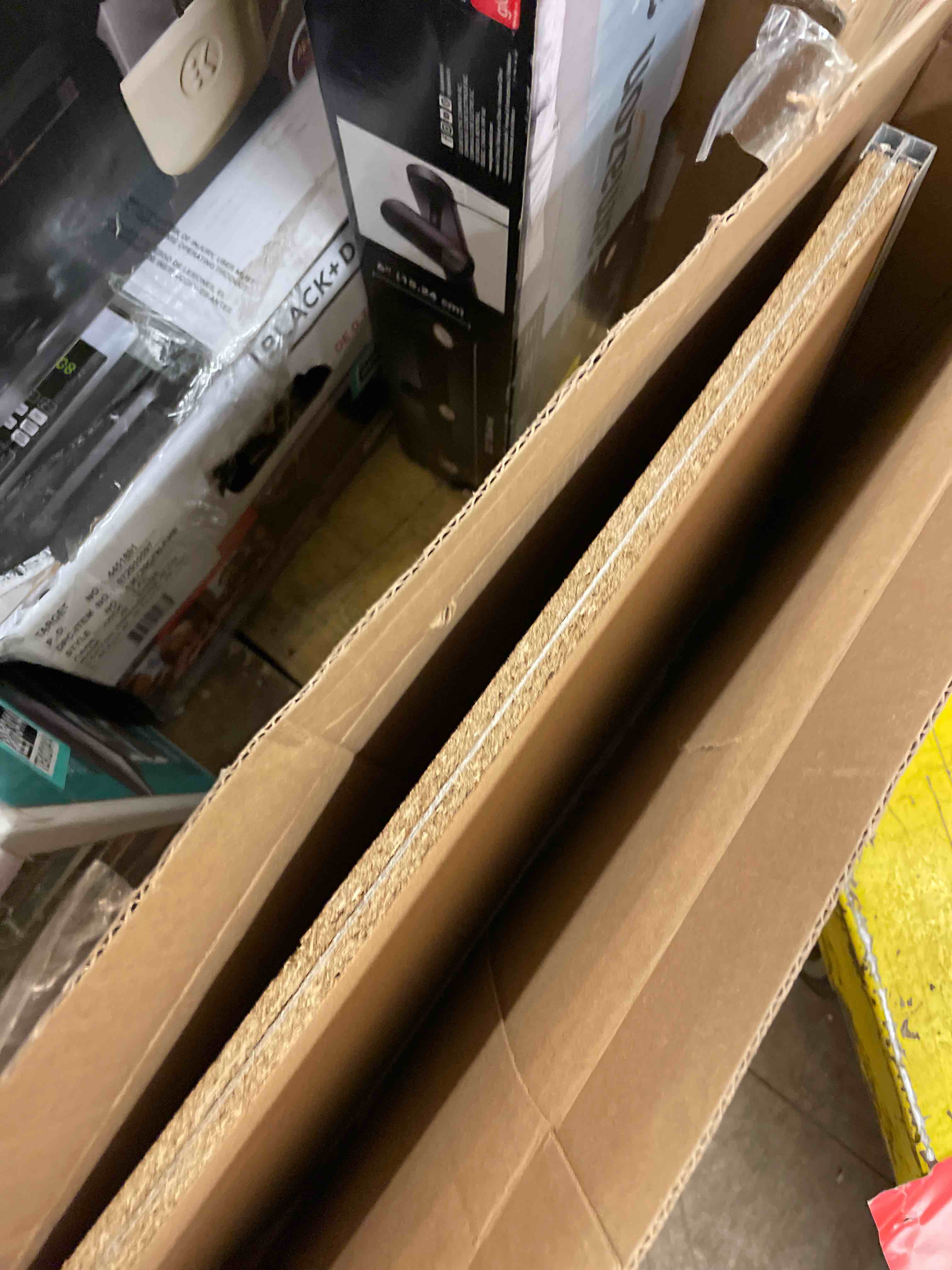 https://s3.amazonaws.com/lotting-images-prod/phillipi/TEA1213419_1740161605825.jpeg