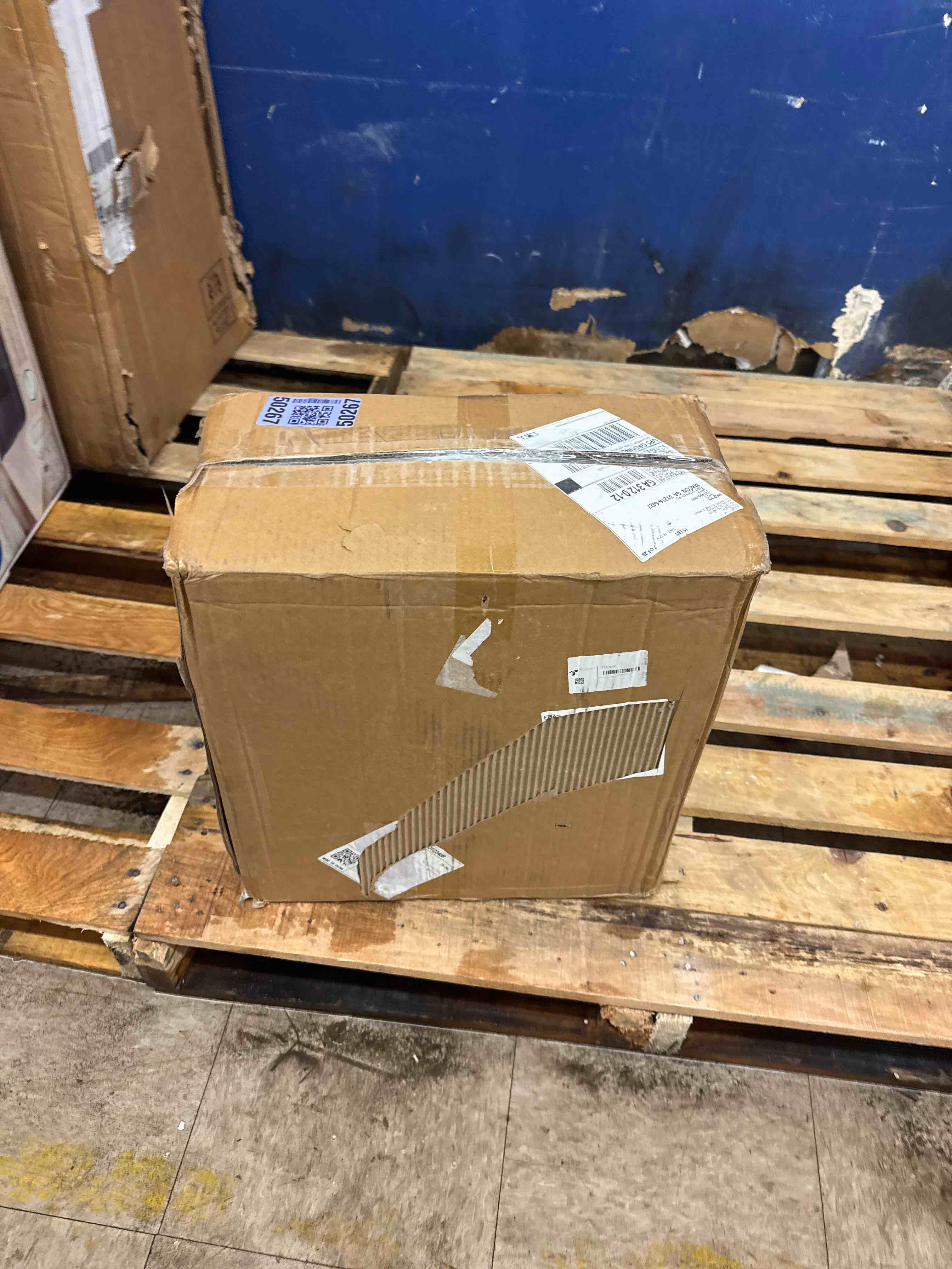 https://s3.amazonaws.com/lotting-images-prod/phillipi/TEA1213715_1740685551238.jpeg
