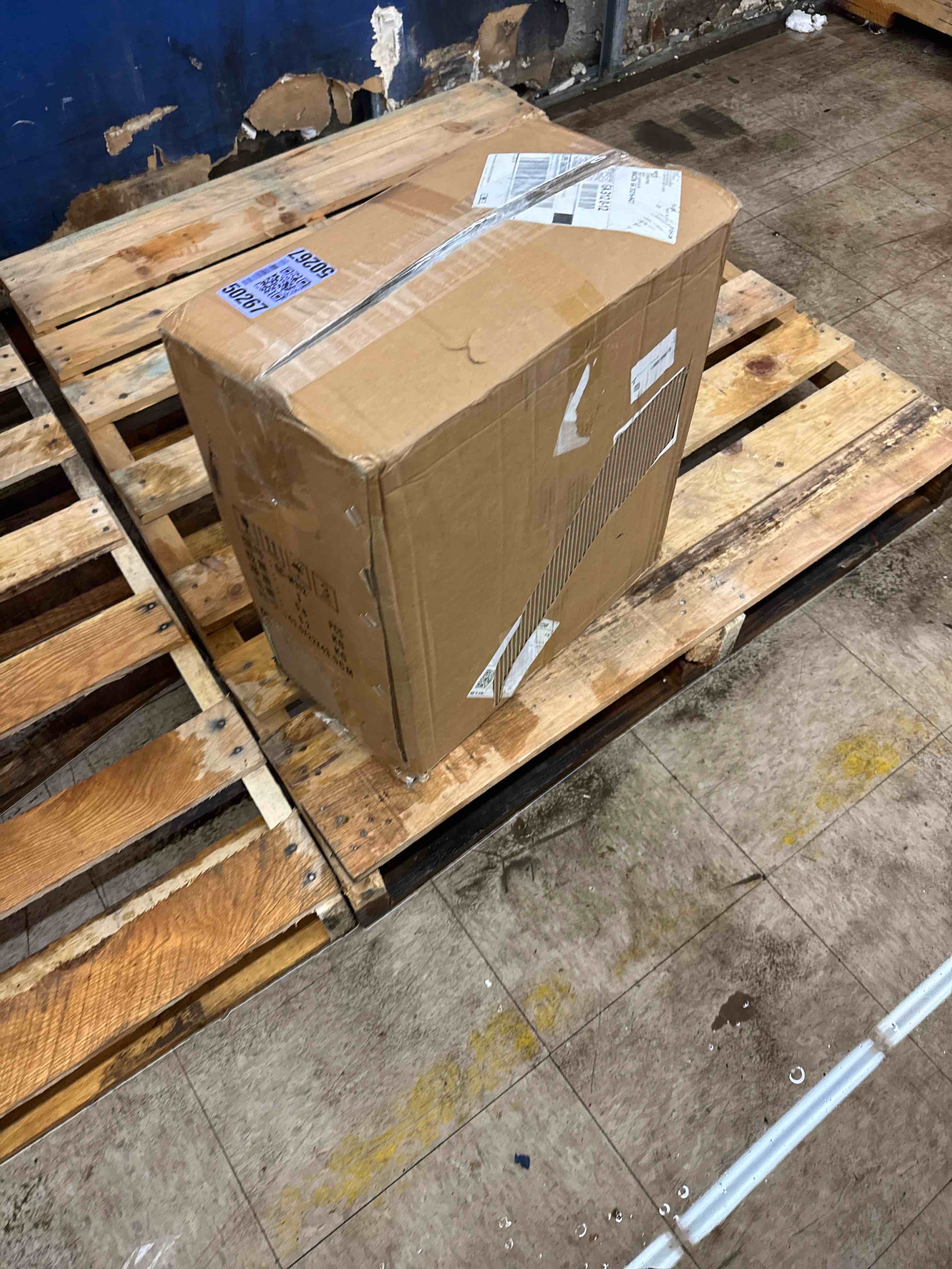 https://s3.amazonaws.com/lotting-images-prod/phillipi/TEA1213715_1740685552312.jpeg
