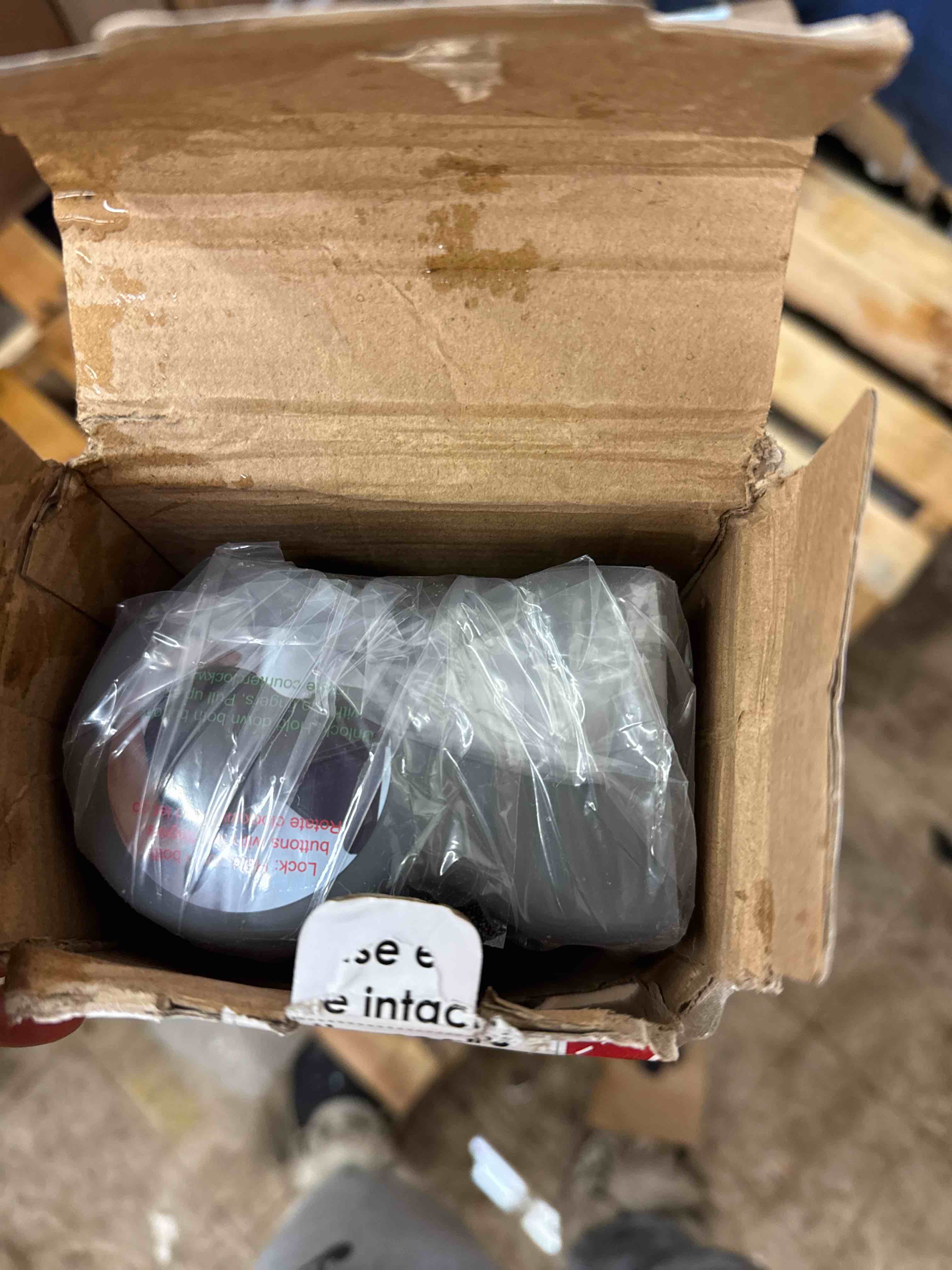 https://s3.amazonaws.com/lotting-images-prod/phillipi/TEA1213722_1740688645332.jpeg