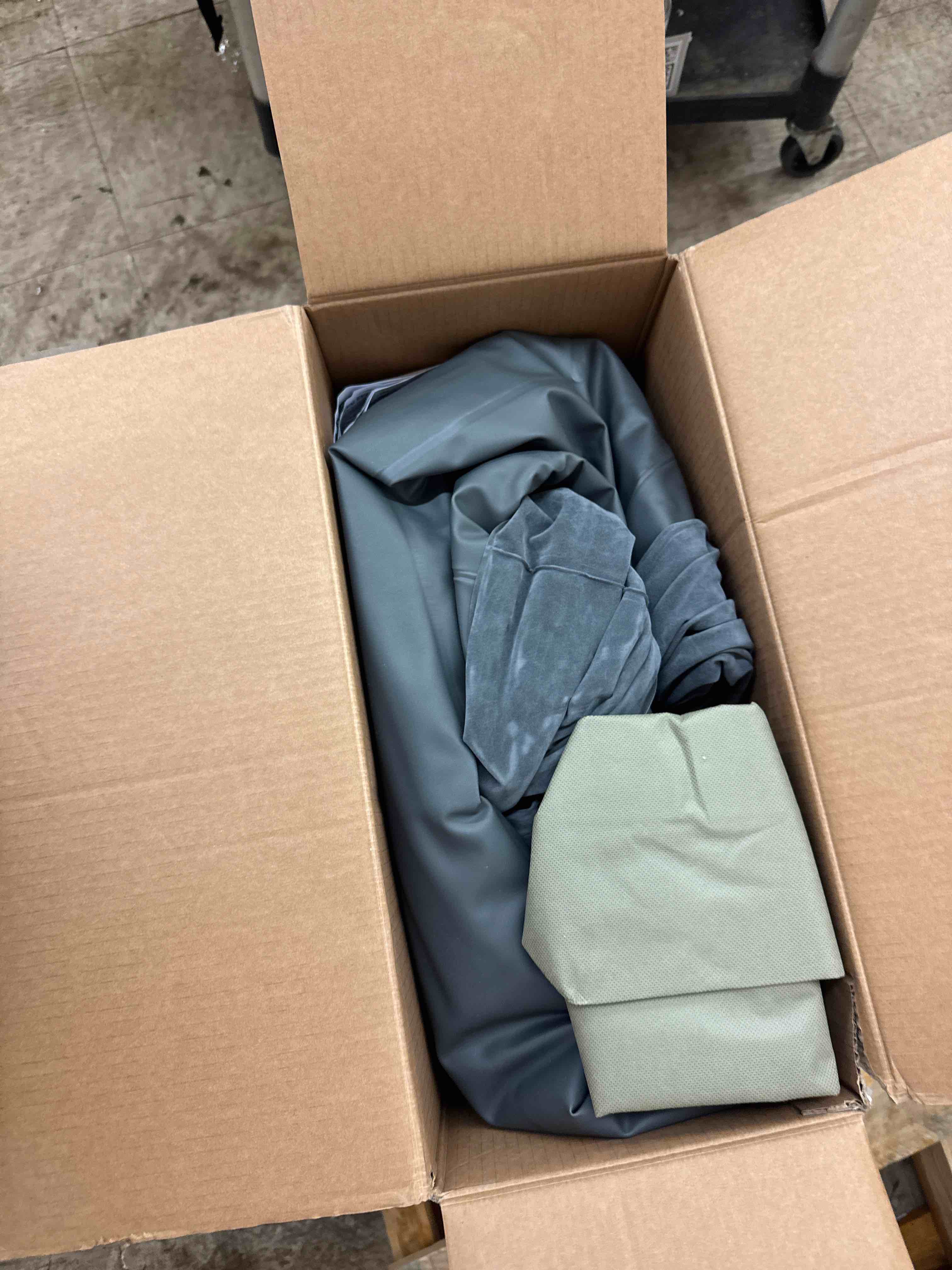 https://s3.amazonaws.com/lotting-images-prod/phillipi/TEA1213725_1740689296631.jpeg