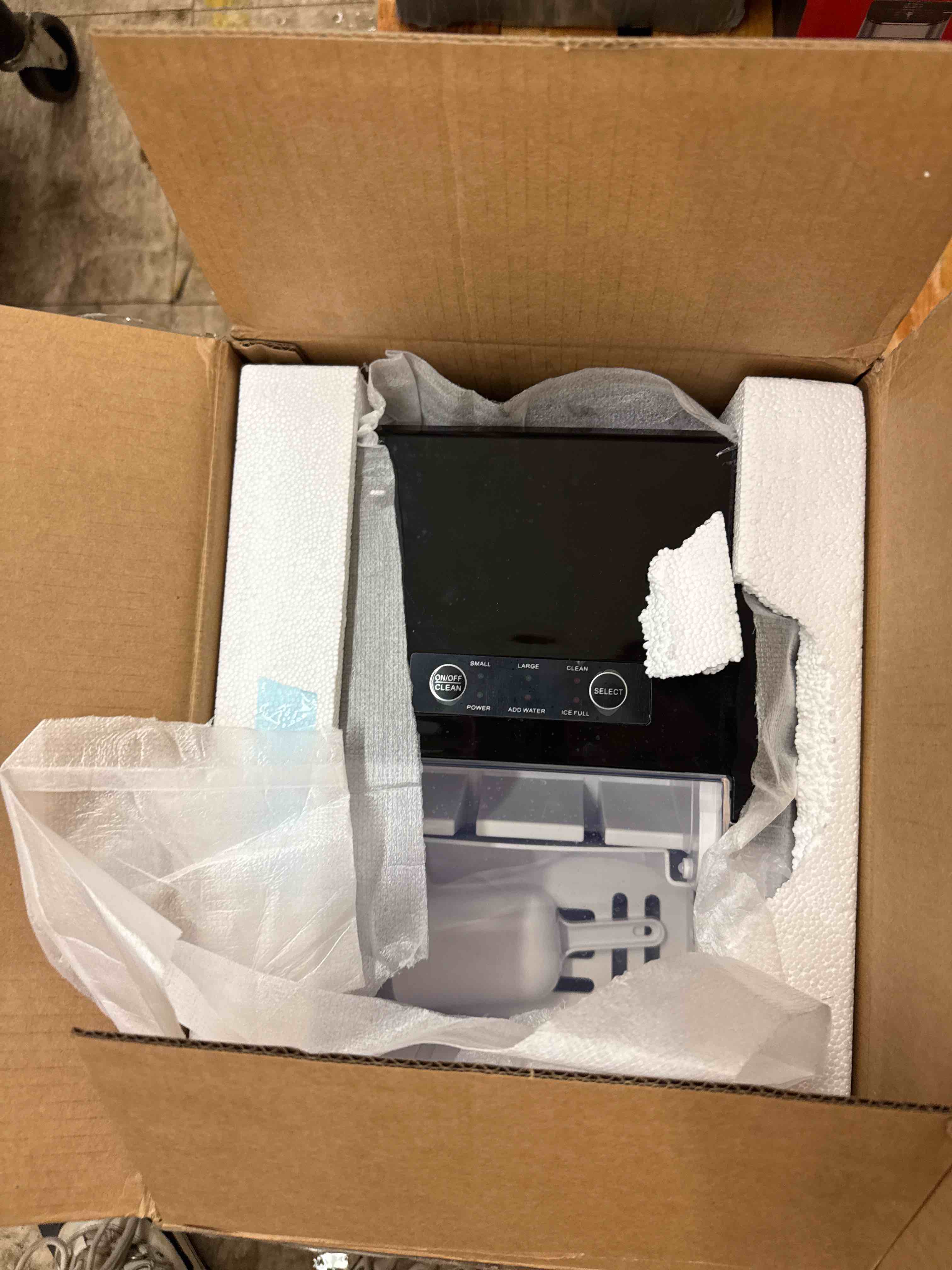 https://s3.amazonaws.com/lotting-images-prod/phillipi/TEA1213733_1740691205367.jpeg