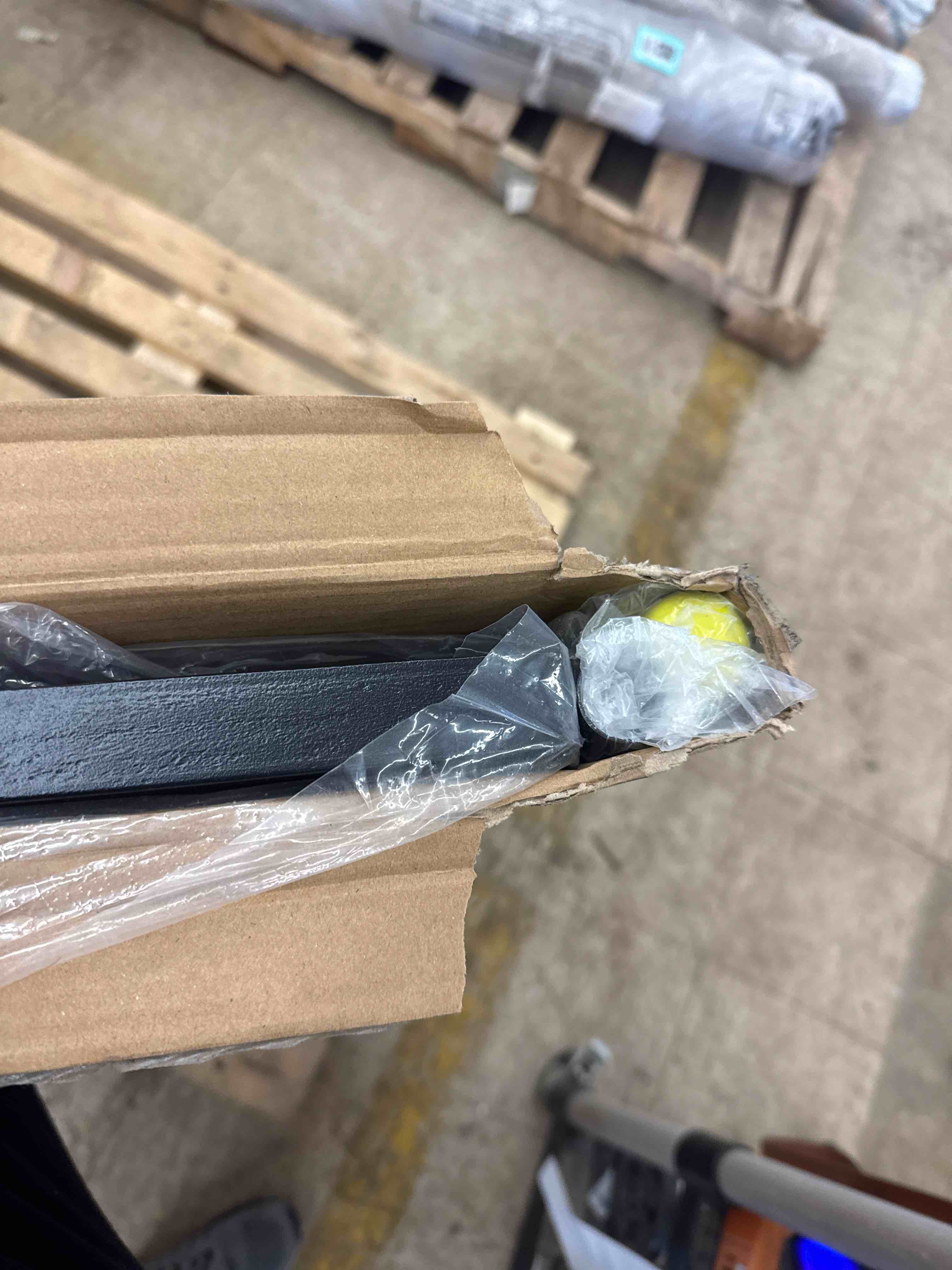 https://s3.amazonaws.com/lotting-images-prod/phillipi/TEA1214949_1742323011529.jpeg