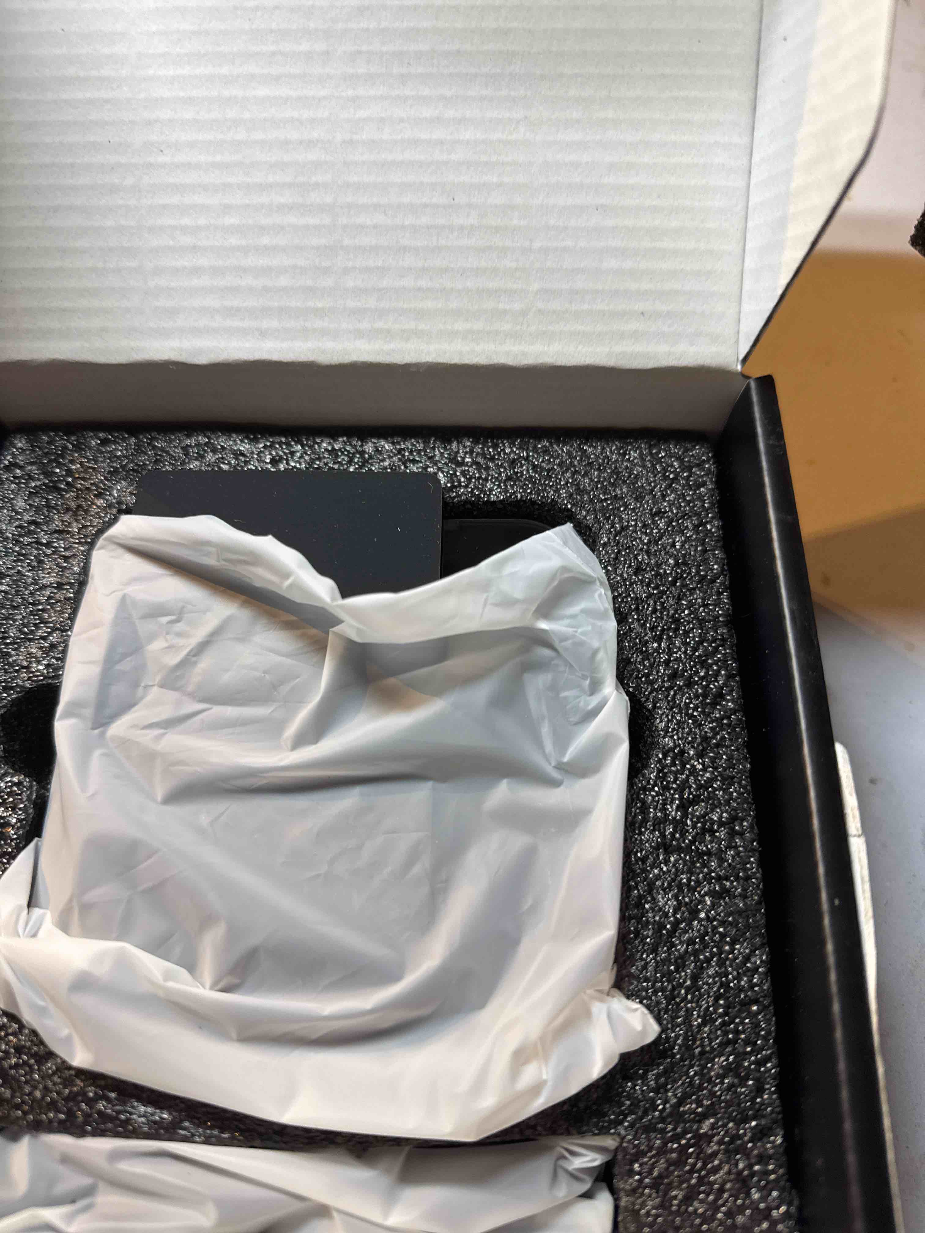 https://s3.amazonaws.com/lotting-images-prod/phillipi/TEA1215672_1744164068756.jpeg