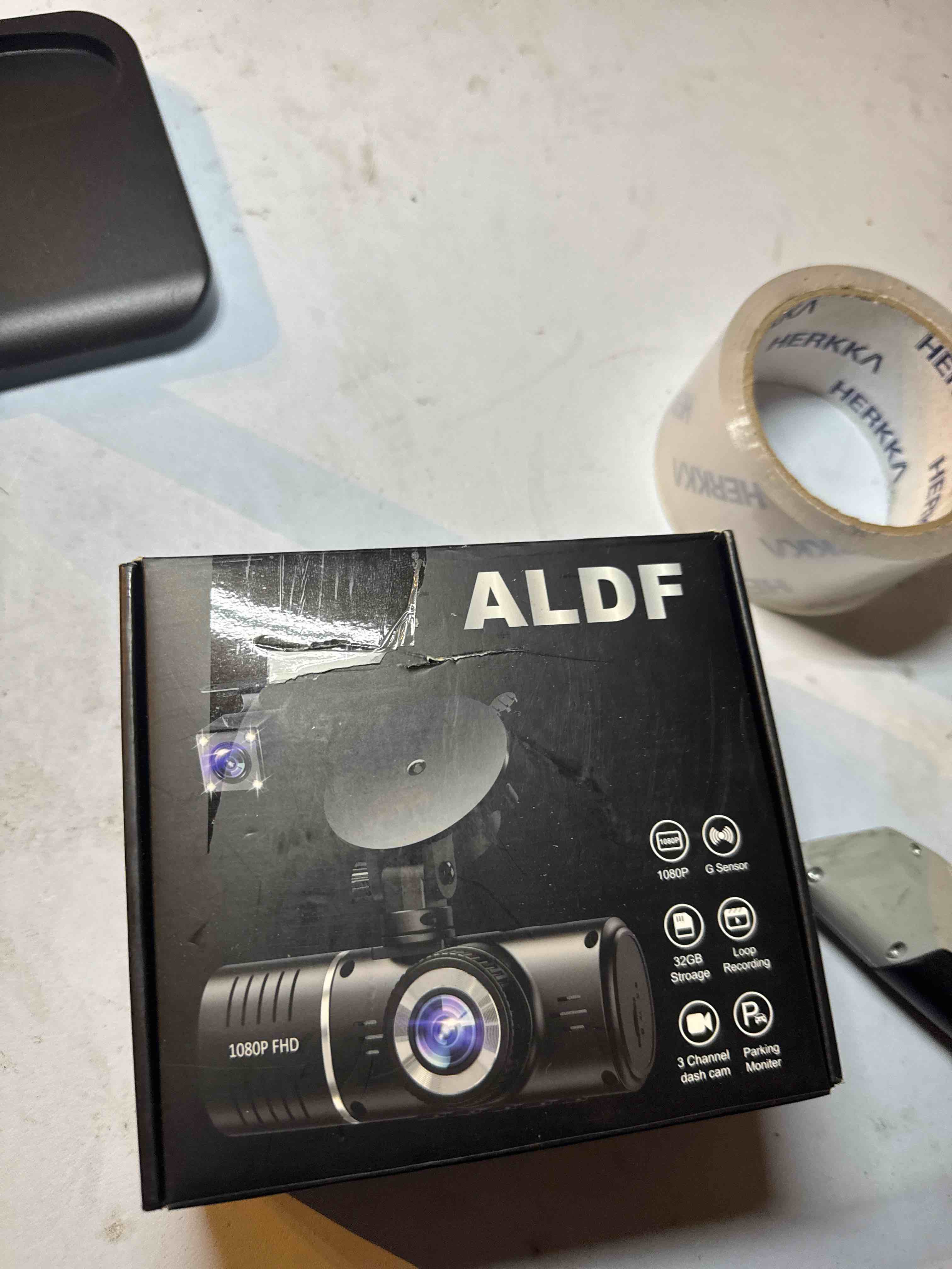 https://s3.amazonaws.com/lotting-images-prod/phillipi/TEA1215685_1744166729033.jpeg