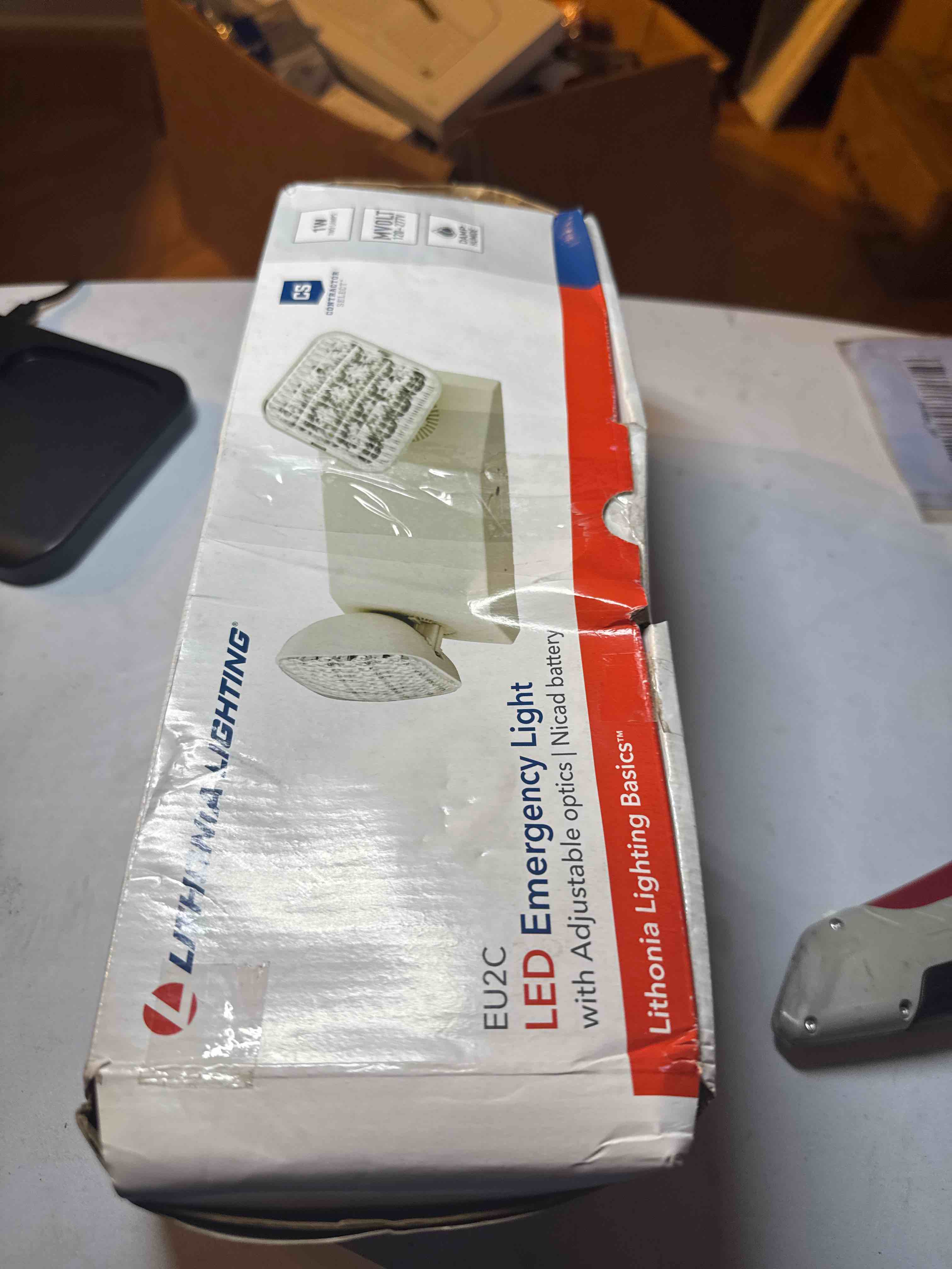 https://s3.amazonaws.com/lotting-images-prod/phillipi/TEA1215691_1744244827964.jpeg