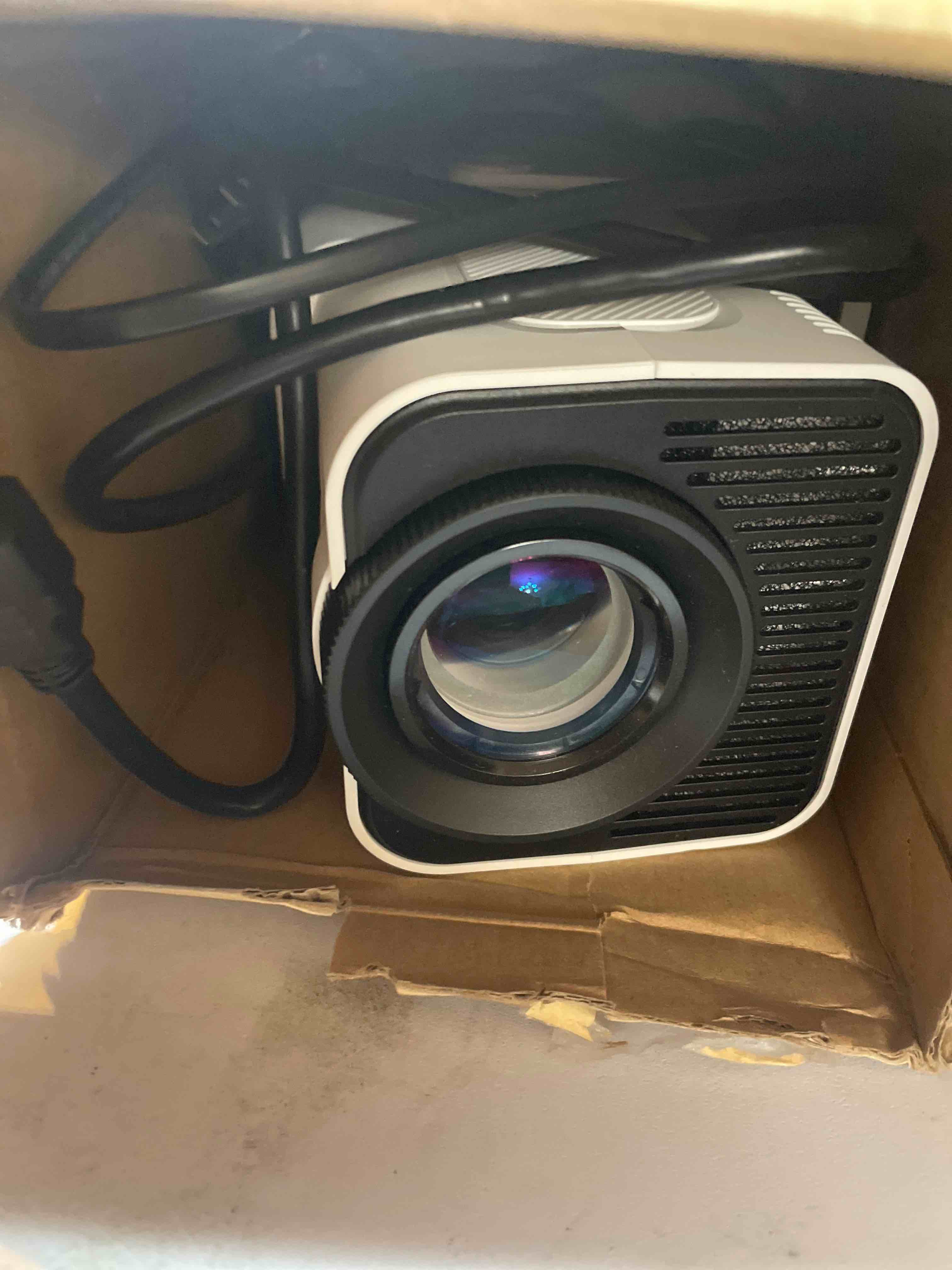 https://s3.amazonaws.com/lotting-images-prod/phillipi/TEA1215762_1745539868964.jpeg