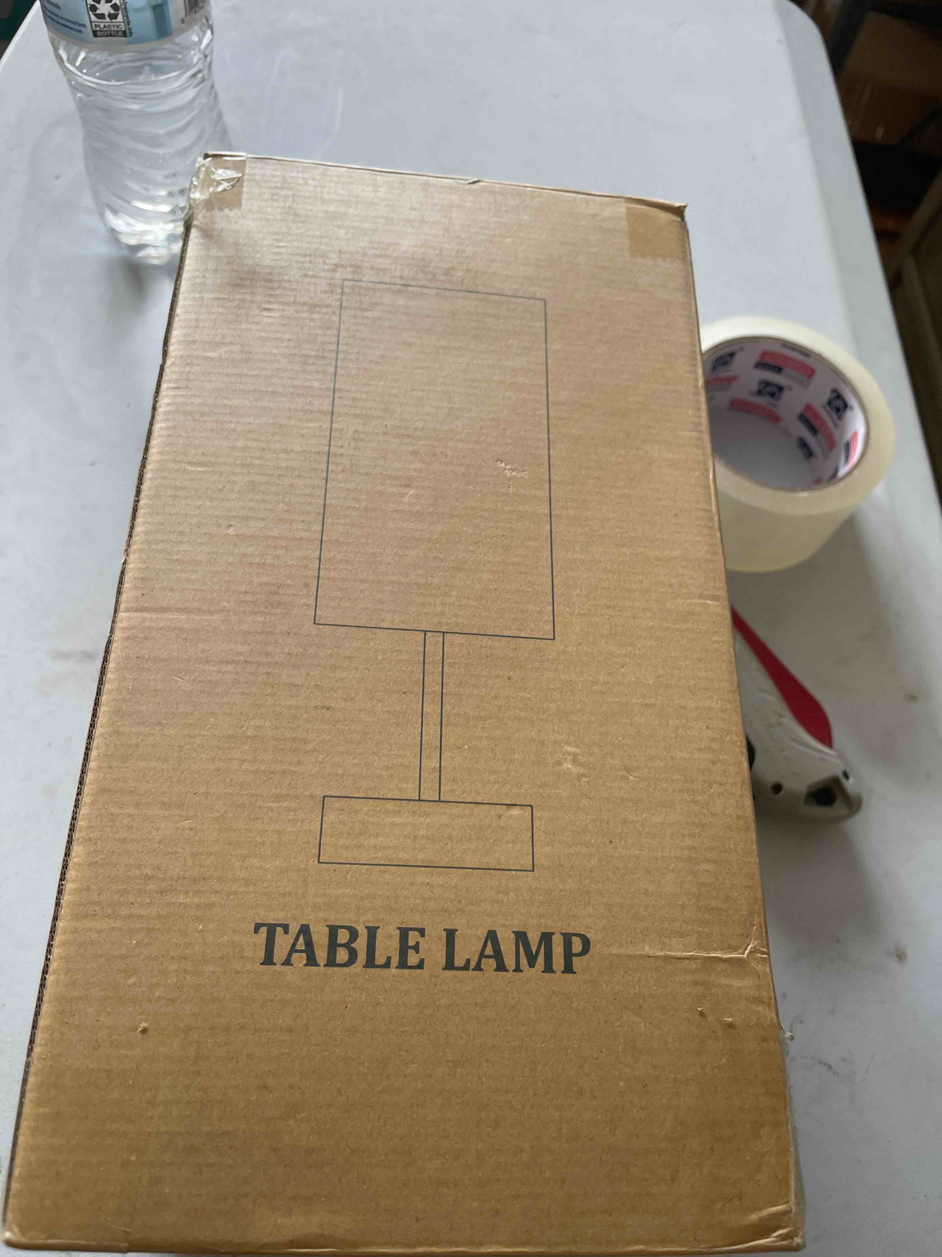 https://s3.amazonaws.com/lotting-images-prod/phillipi/TEA1215830_1745697292006.jpeg